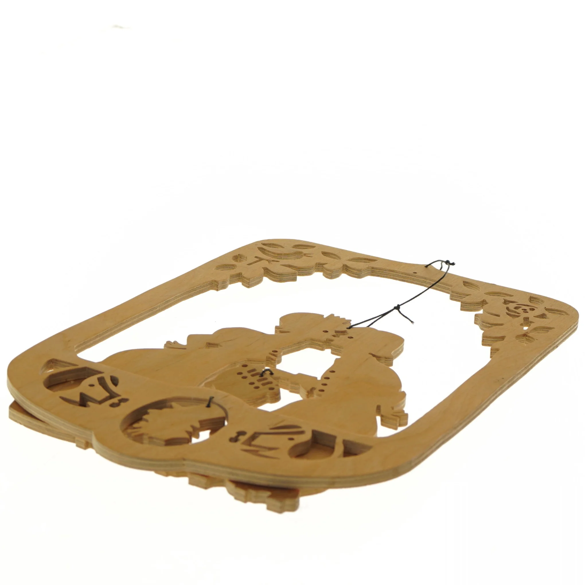 Træudsmykning med kyssende par (str. 36x23 cm)