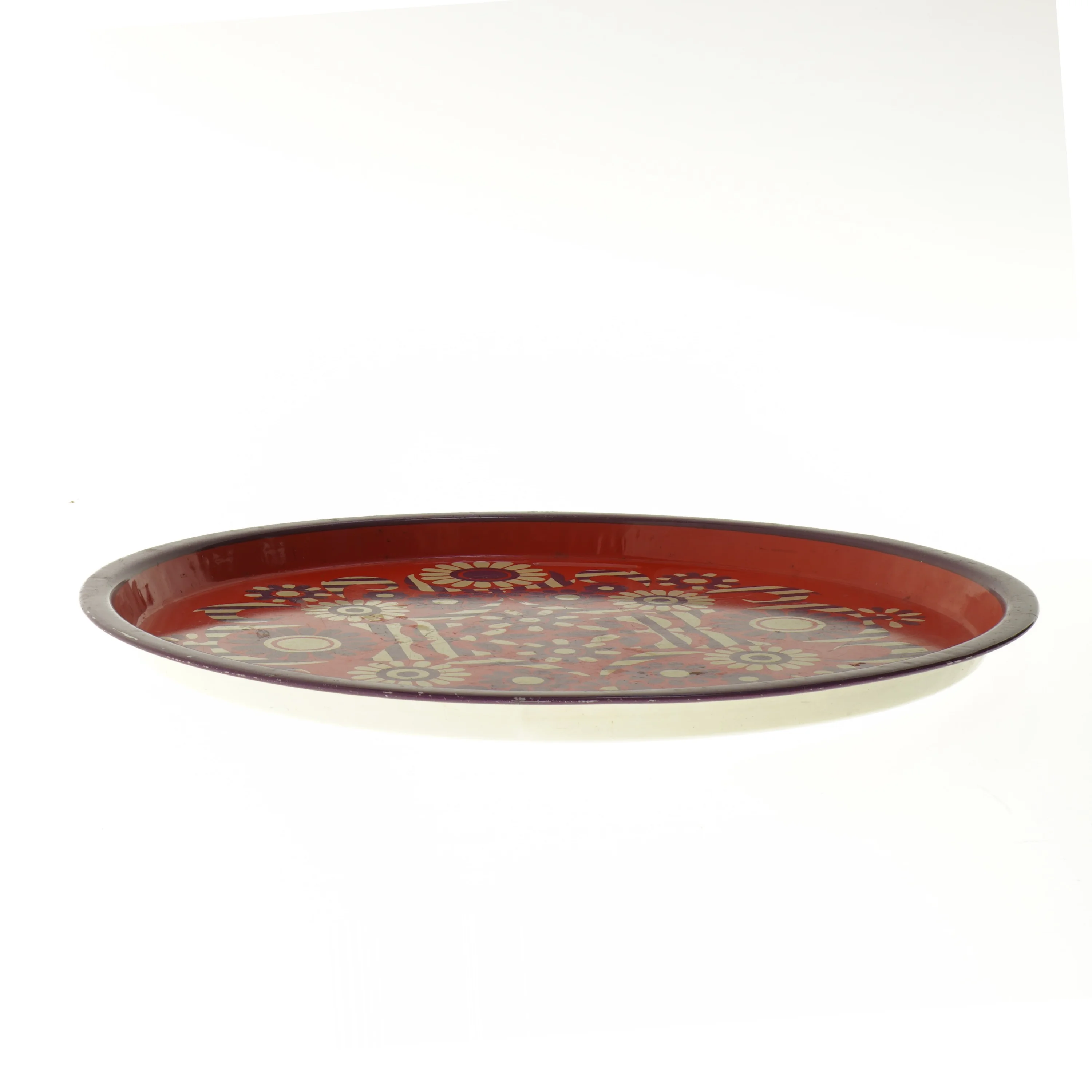 Dekorativ bakke med blomsterdesign fra Illum (str. Ø 36,5 cm)