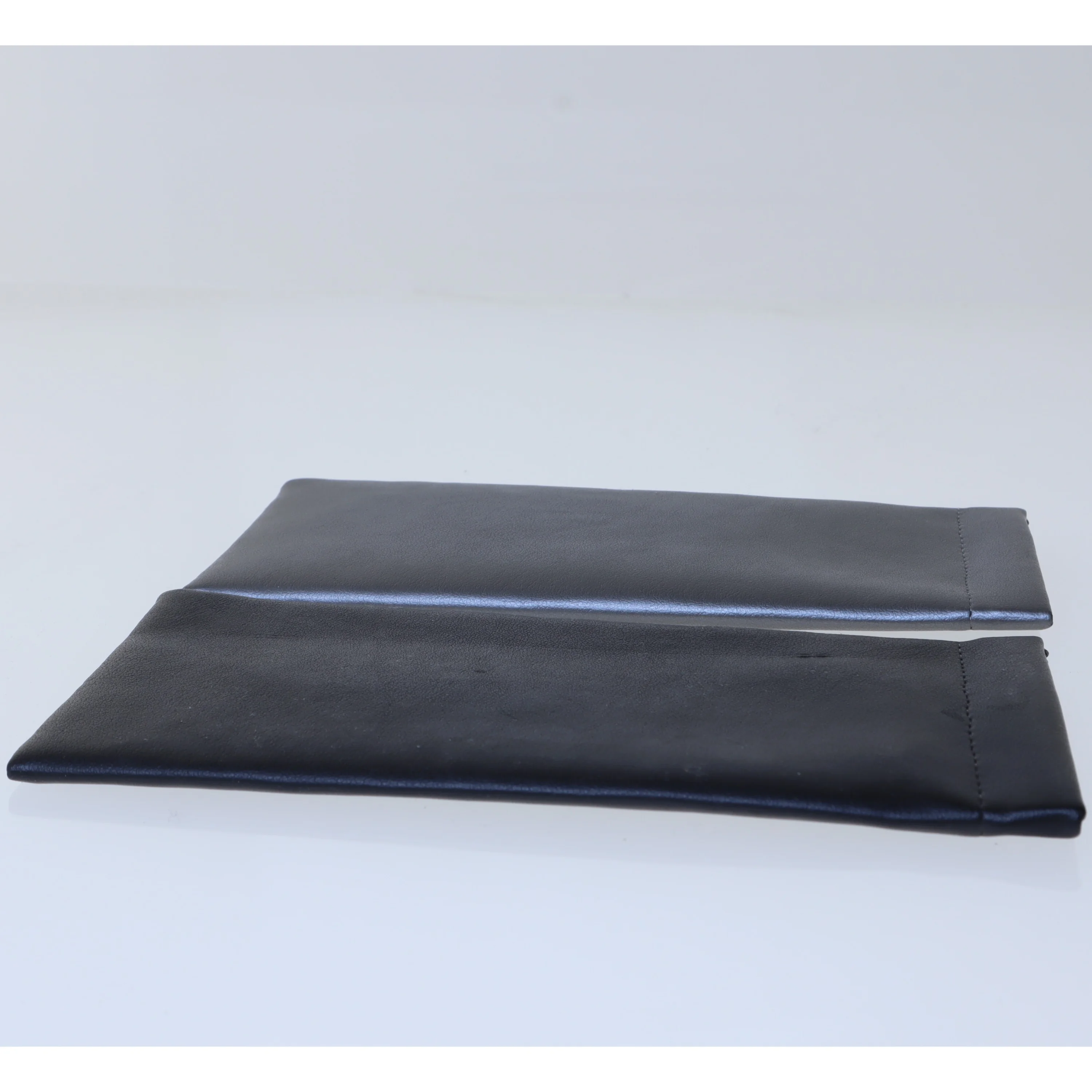 brilleetui i læder fra Los Brillos (str. 8,5x17 cm)