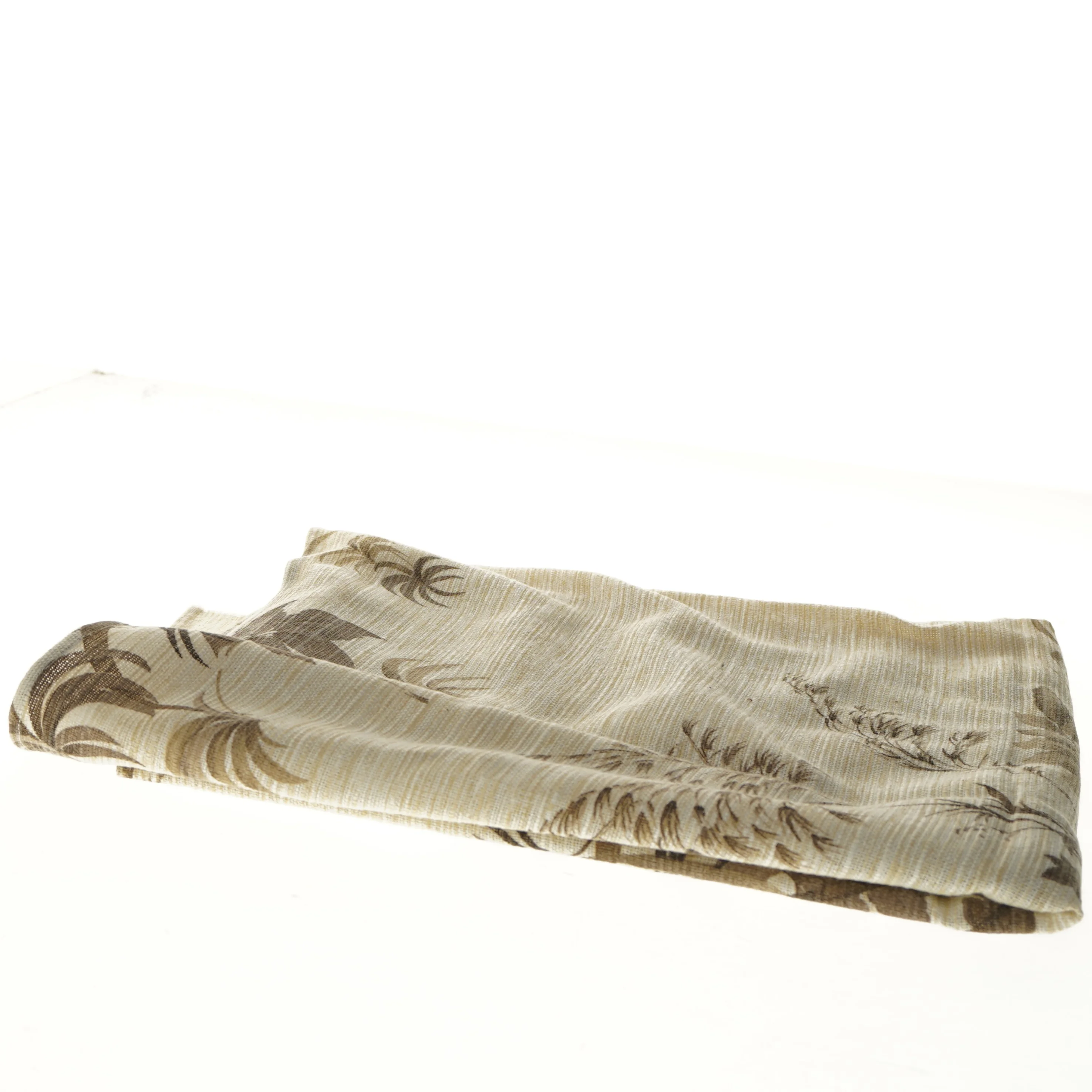 Dekorativt tekstil med blomstermønster (str. 170x122 cm)