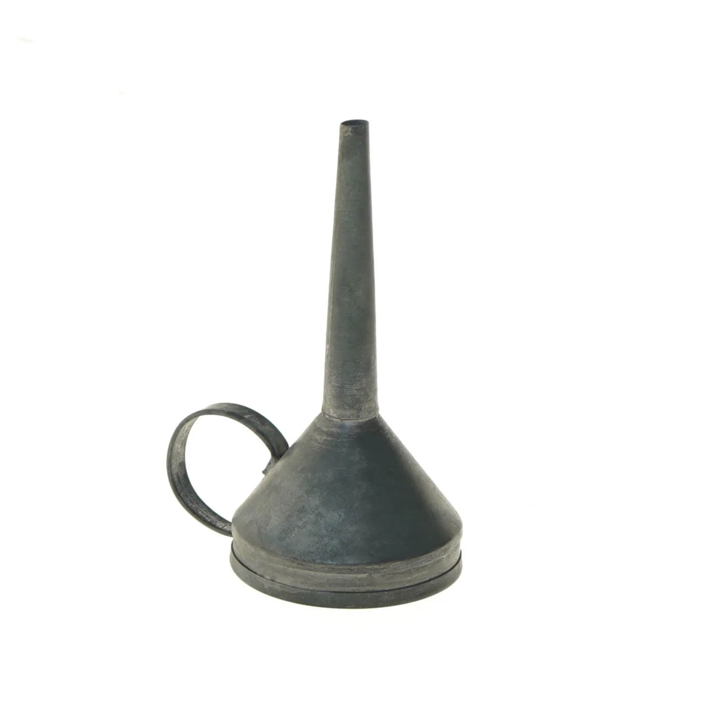 Antik metal tragt med hank (str. 16 cm)