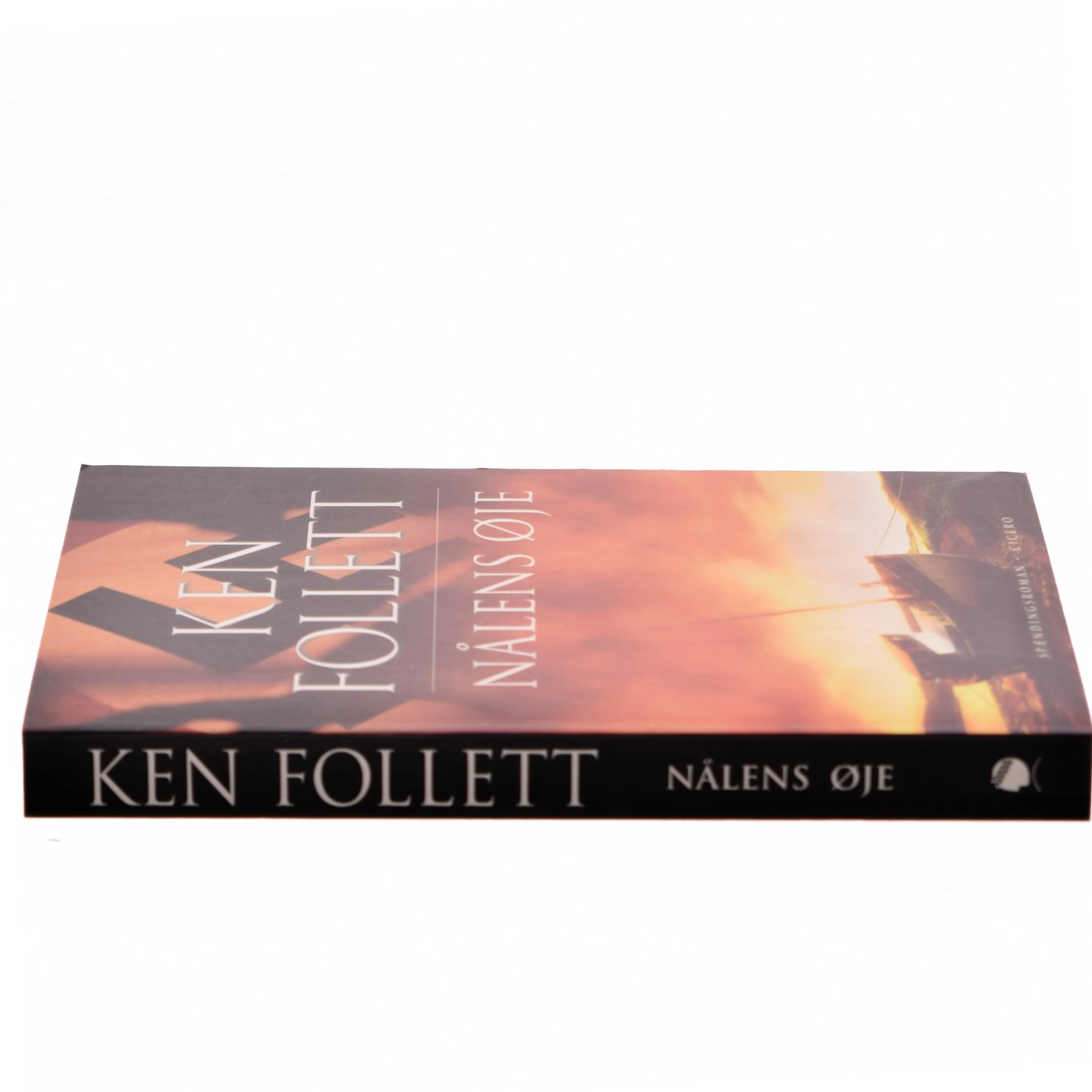 Nålens øje af Ken Follett (Bog)