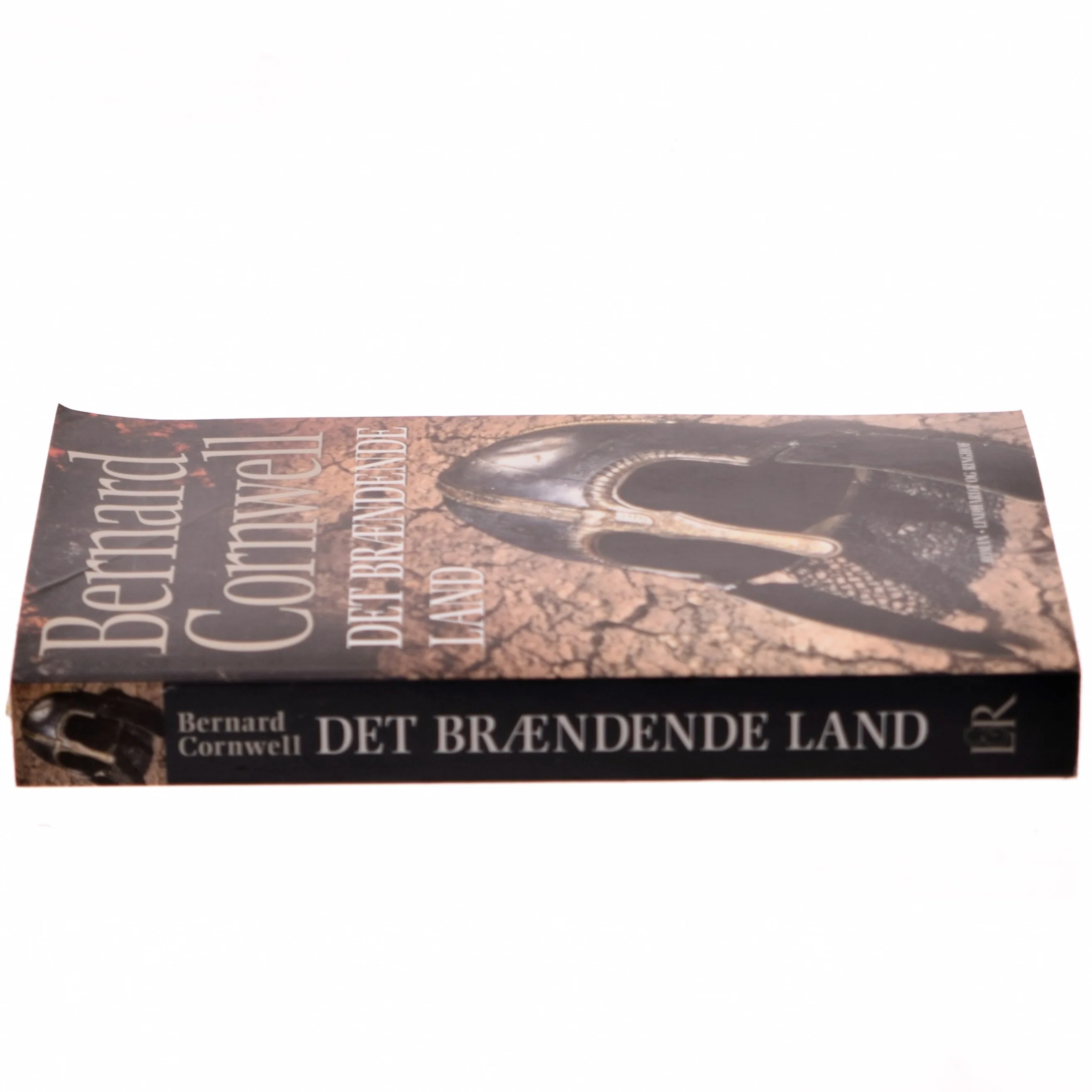 Det brændende land af Bernard Cornwell (Bog)