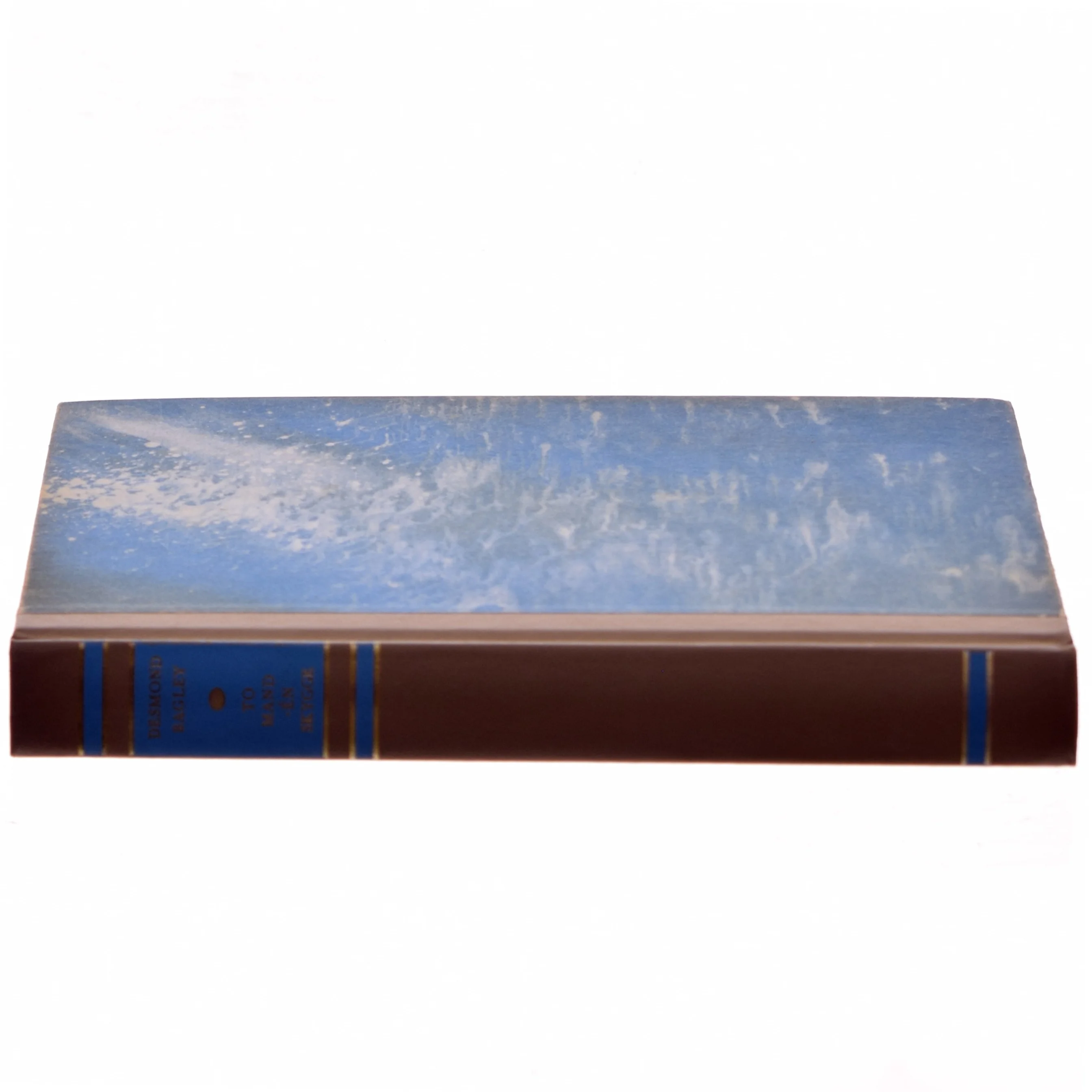 Bog med flot indbinding -To Windward af Desmond Bagley (Bog)