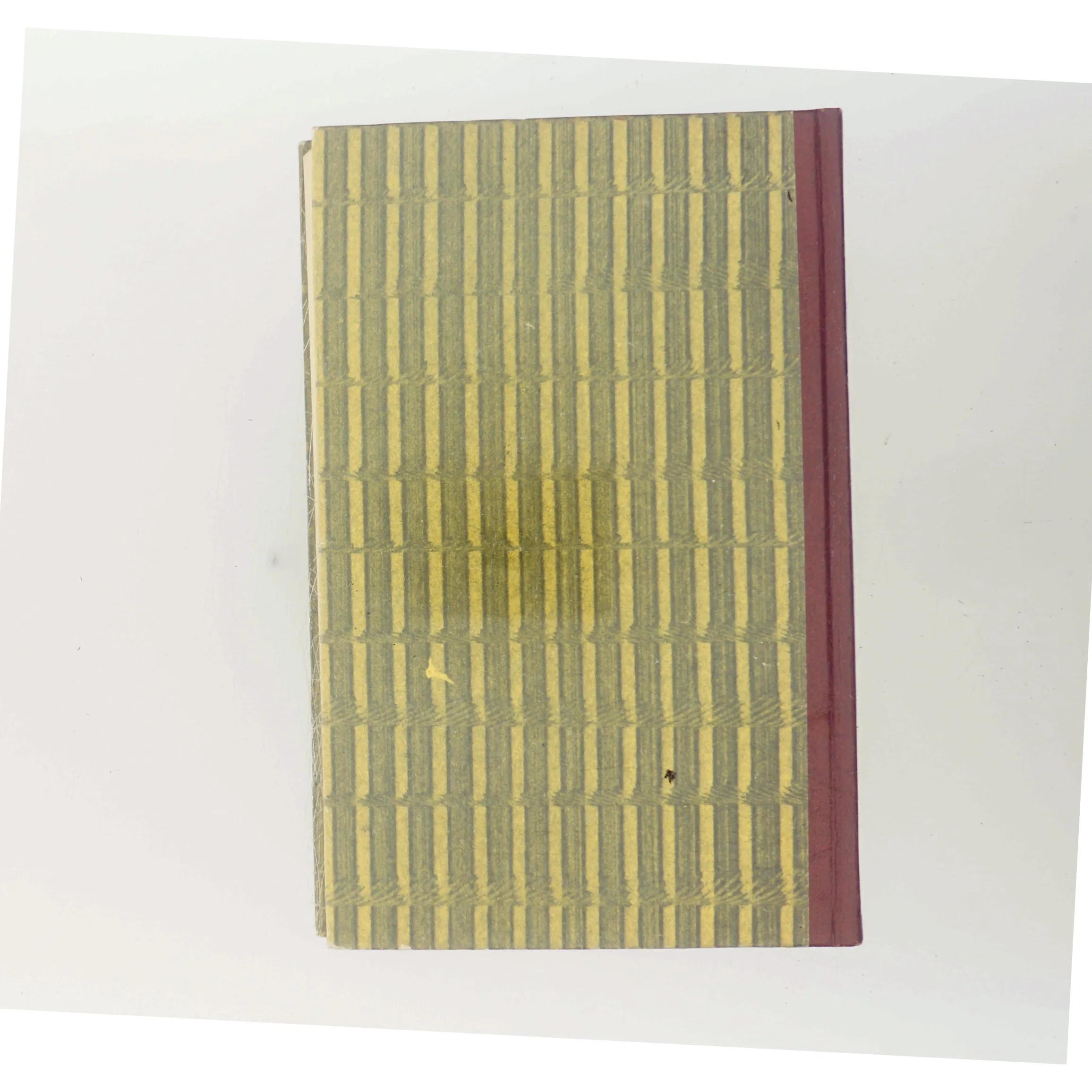 Antik bog med flot indbinding. Paladset i Beirut af Mary Stewart (Bog)