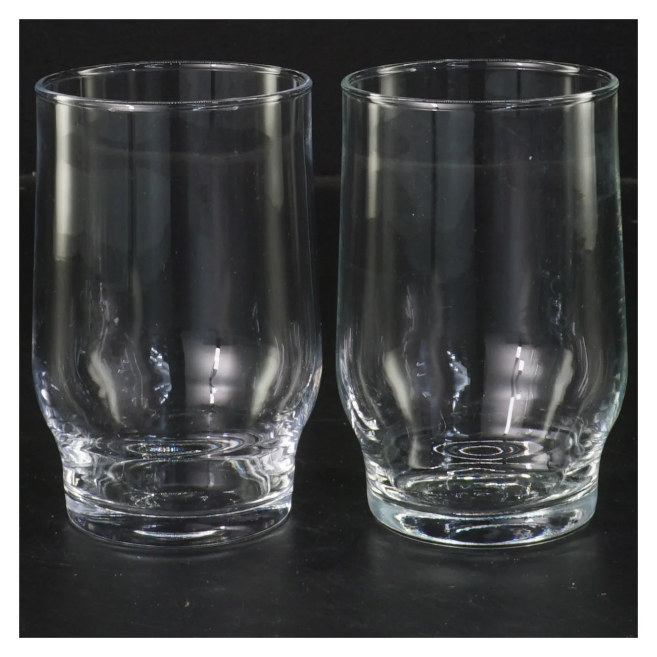 S&aelig;t med to glas (str. 10,5x6,5 cm)