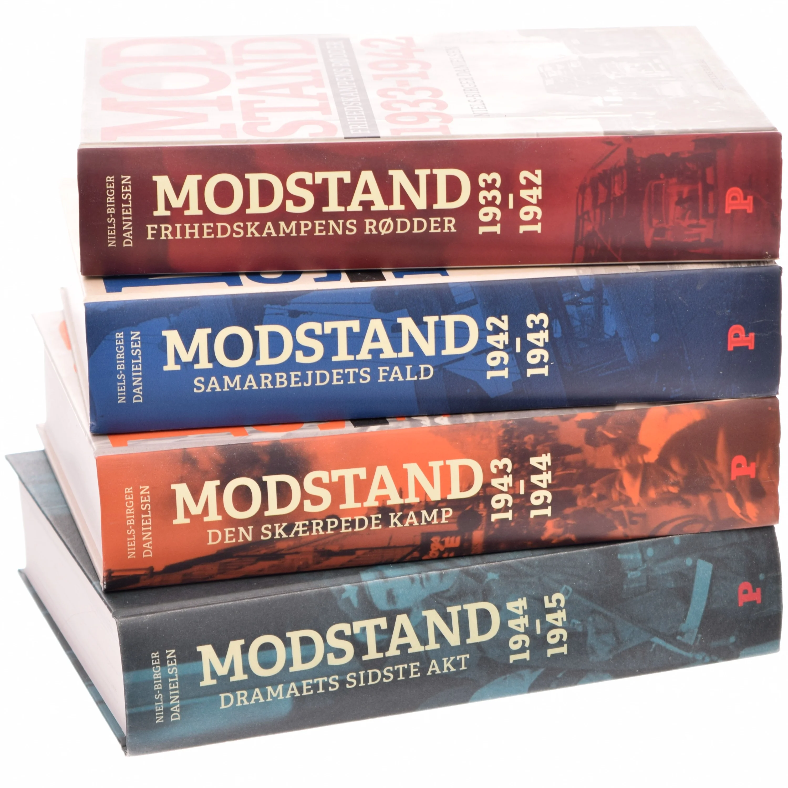 MODSTAND: Frihedskampens rødder 1933-1945 af Niels-Birger Danielsen (Bind 1-4)