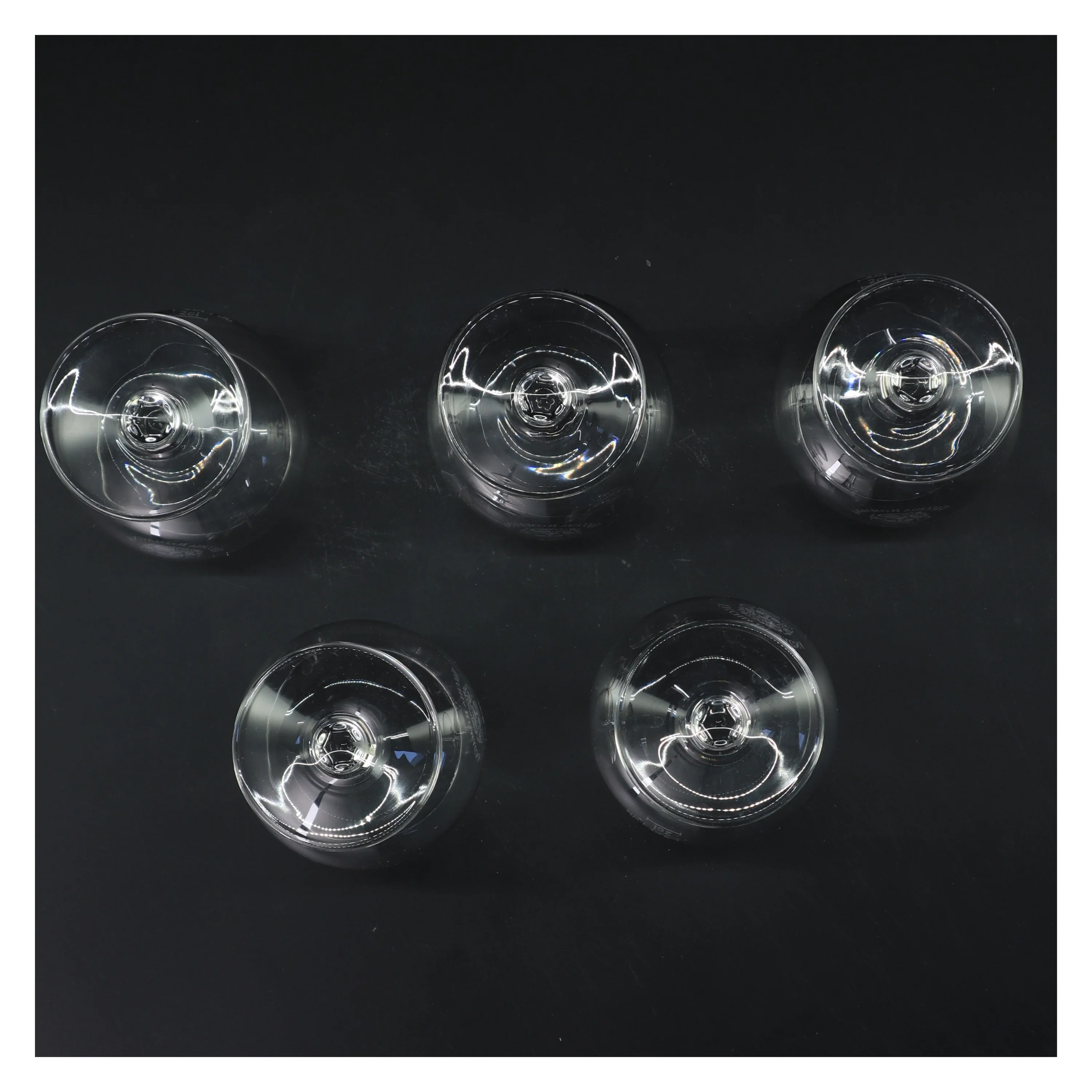 Sæt af fem smukke italienske glas (str. 5 stk Ø 5,5 cm længde 11 cm)