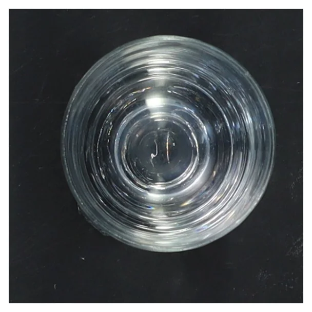 Lille glasvase (str. 8,5x4,5 cm)