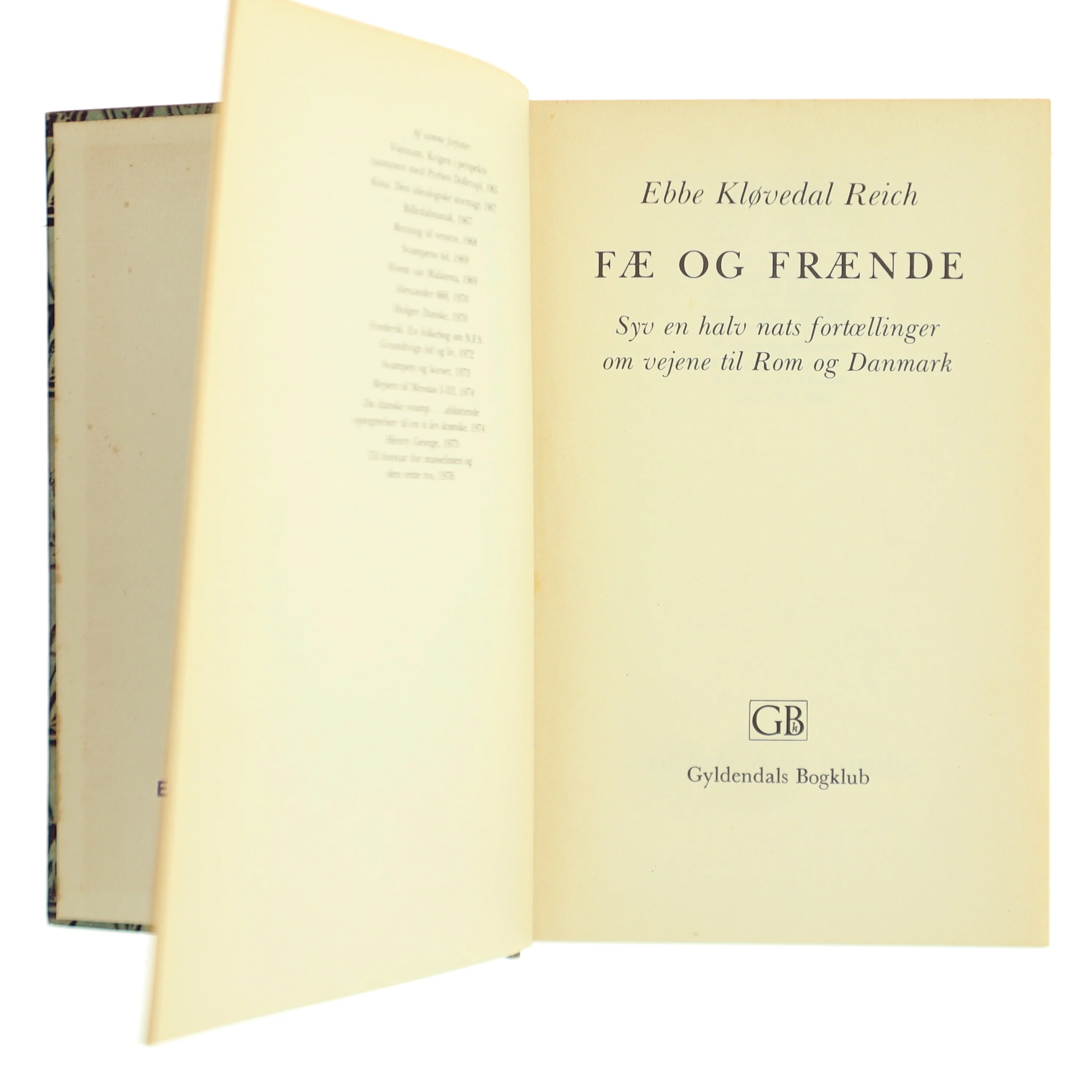 Antik bog. Flot på reolen. Fæ og Frænde af Ebbe Kløvedal Reich (Bog)
