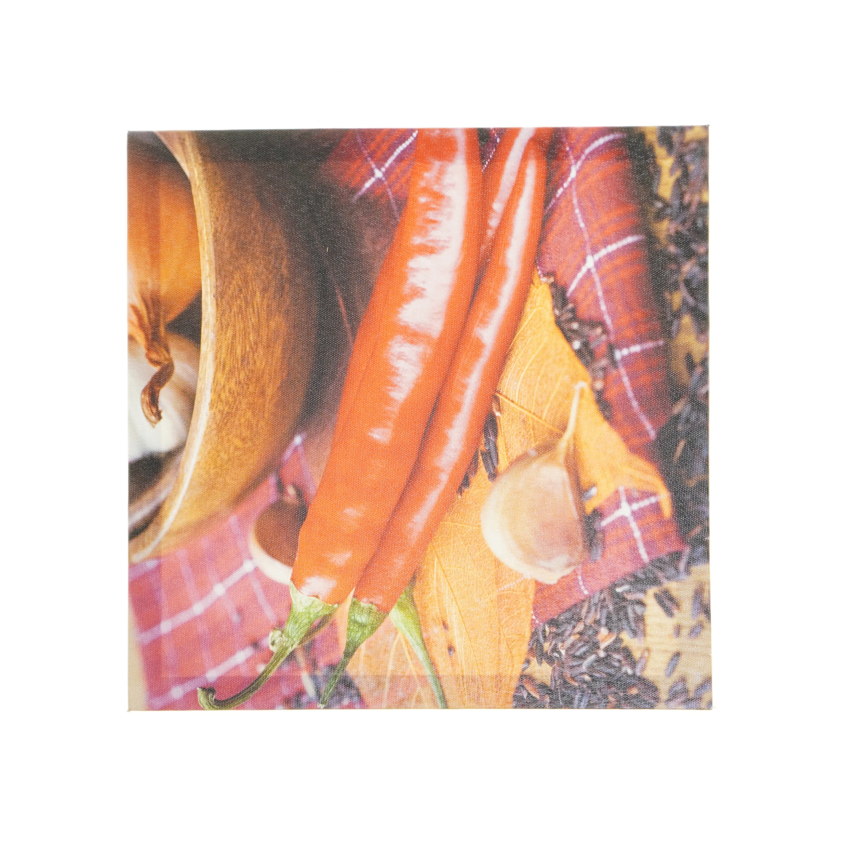 L&aelig;rredstryk med madmotiv (str. St&oslash;rrelsen er ikke angivet, men virker som en standard mellemstor l&aelig;rredsprint.)