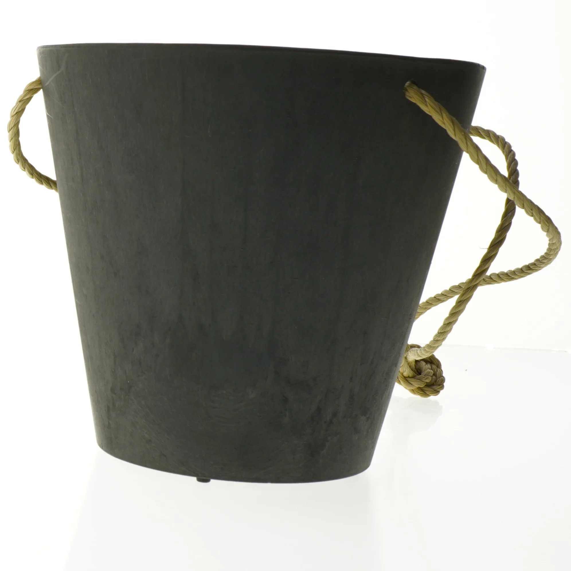 Sort potte fra Artstoneplanter (str. 21 x 20 cm)