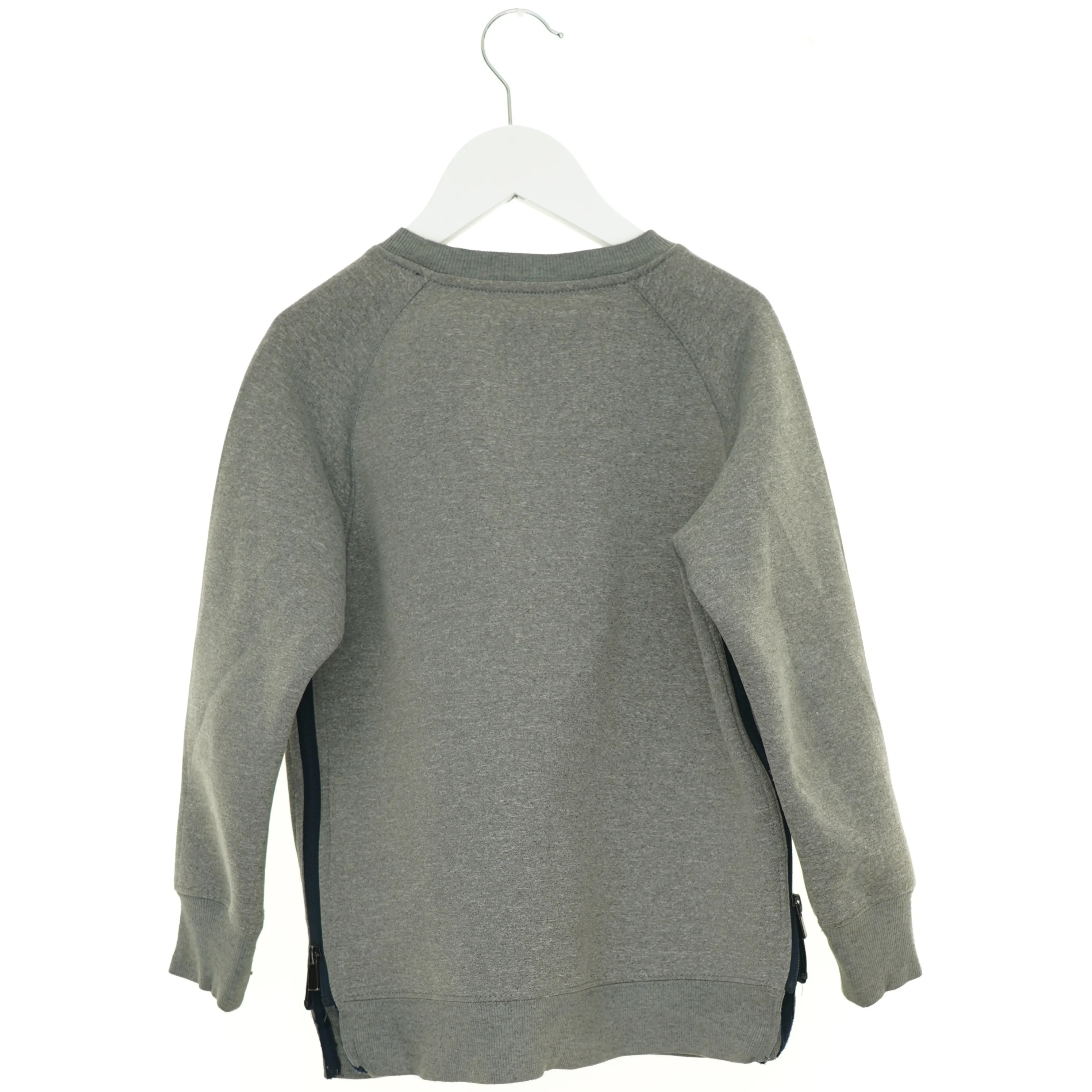 Sweatshirt fra Zara (str. 122 cm)