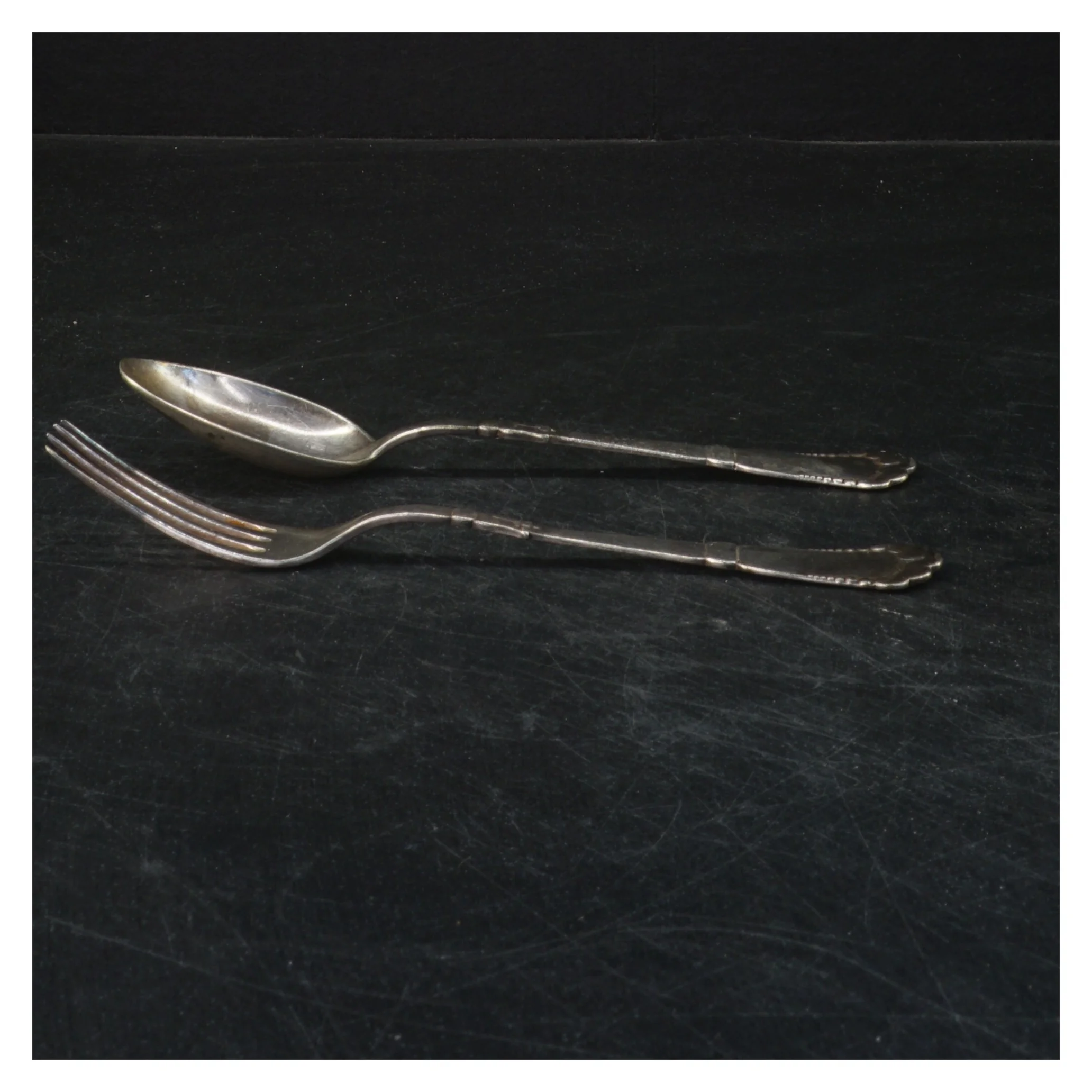 Sølv gaffel og ske sæt (str. 19x4 cm)