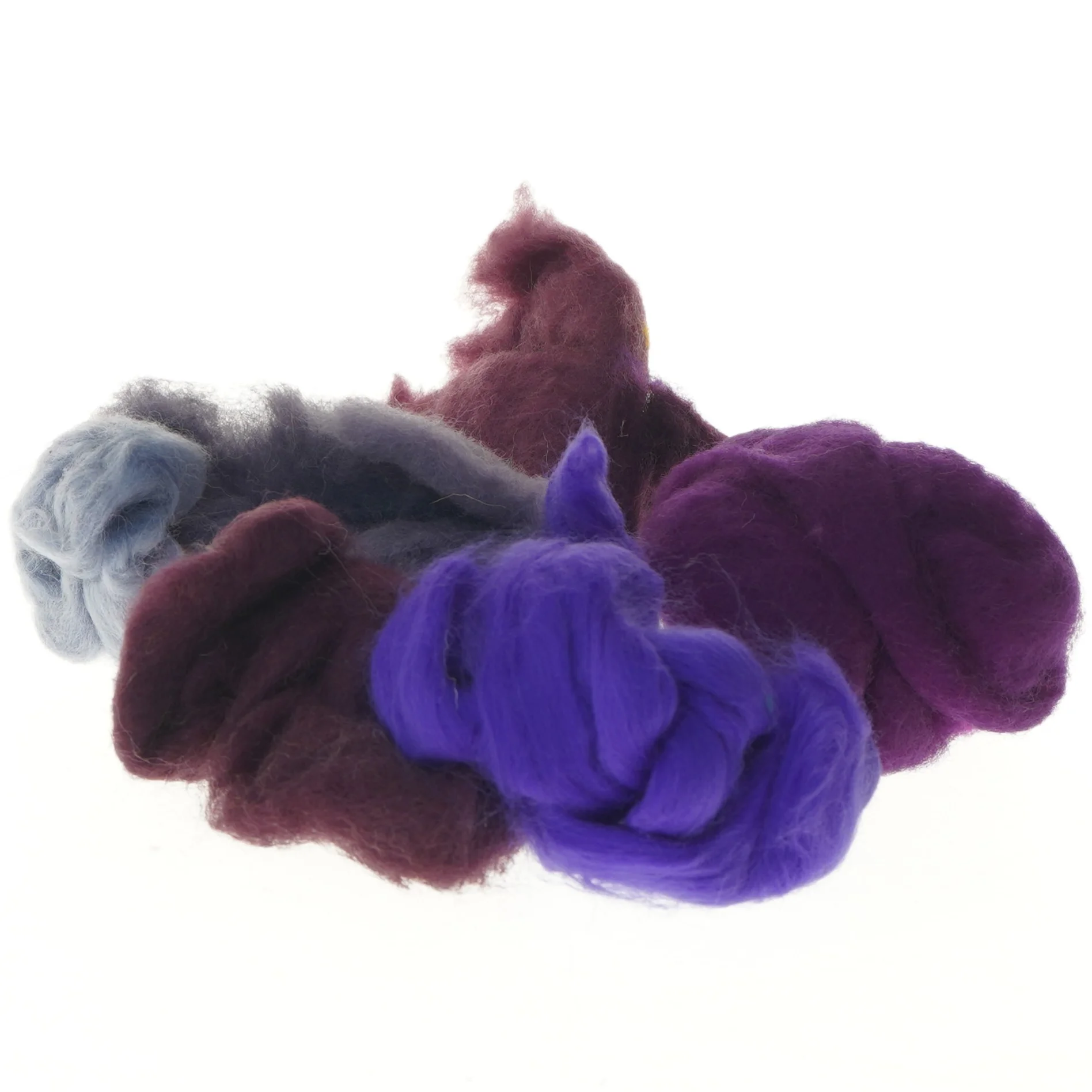 Farvet uld til håndarbejde