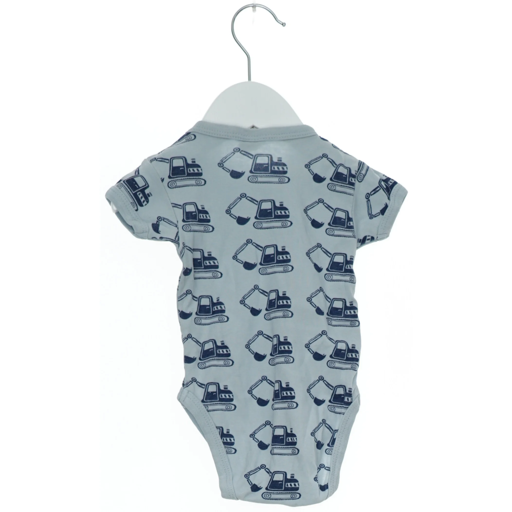 Baby bodystocking med skovlmaskine print fra Little One (str. 68)