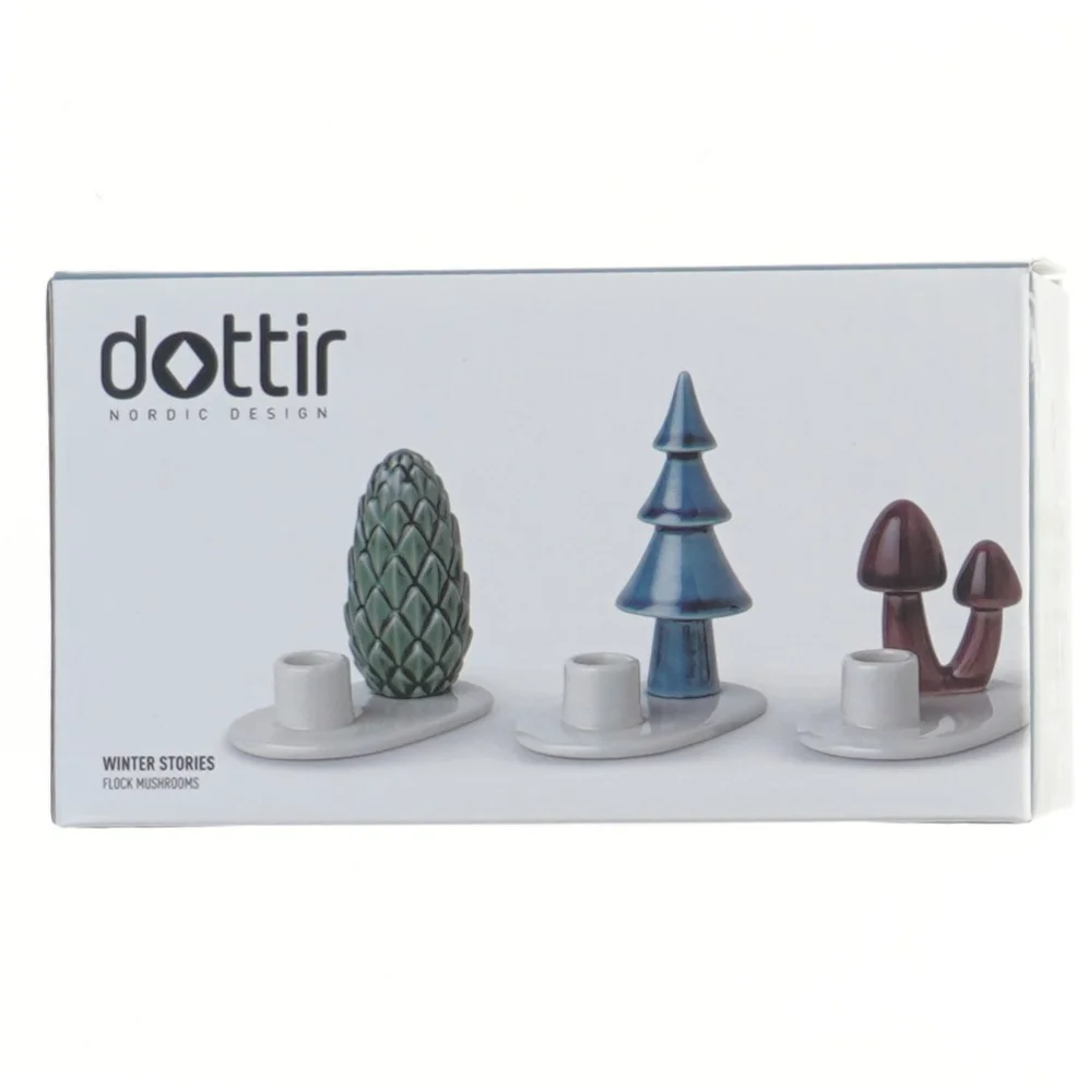 Winter Stories lysestager fra dottir (str. 8,5x9x5,5 cm)