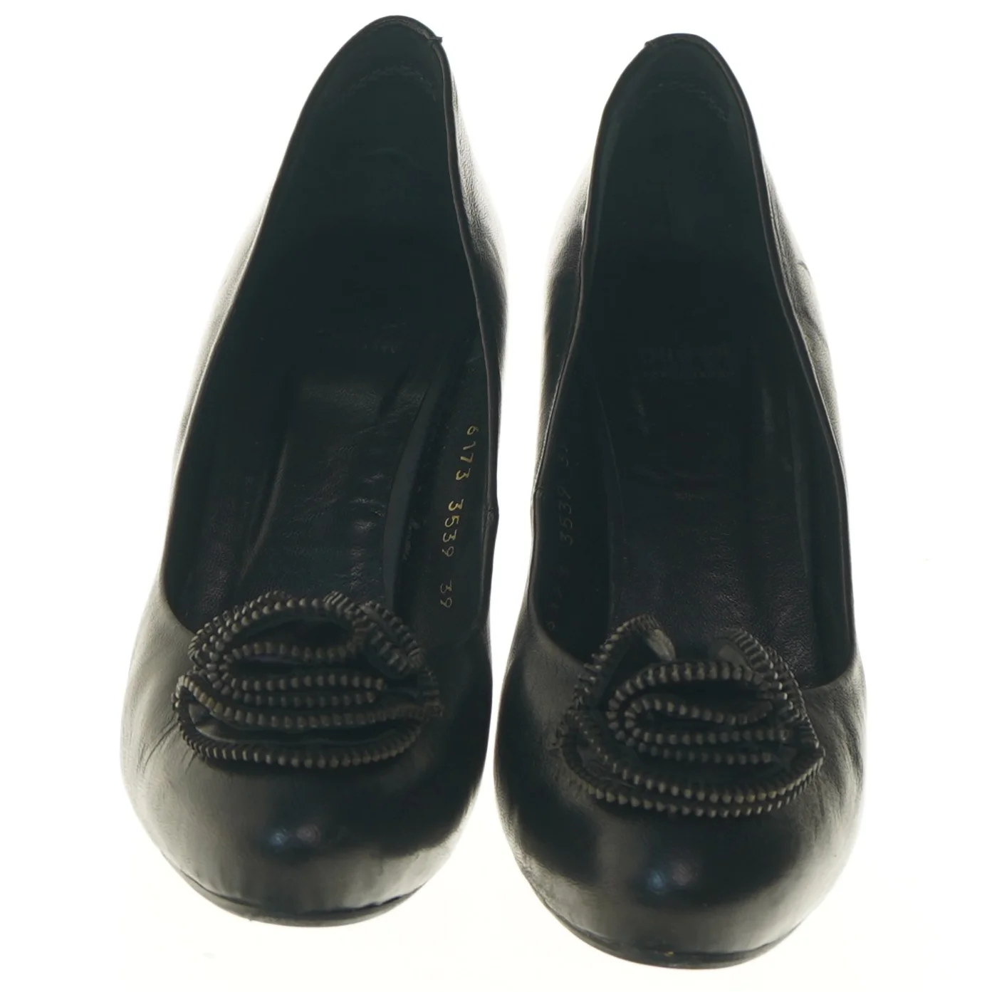 Sort højhælede sko med pynt fra Billi Bi (str. 39 )