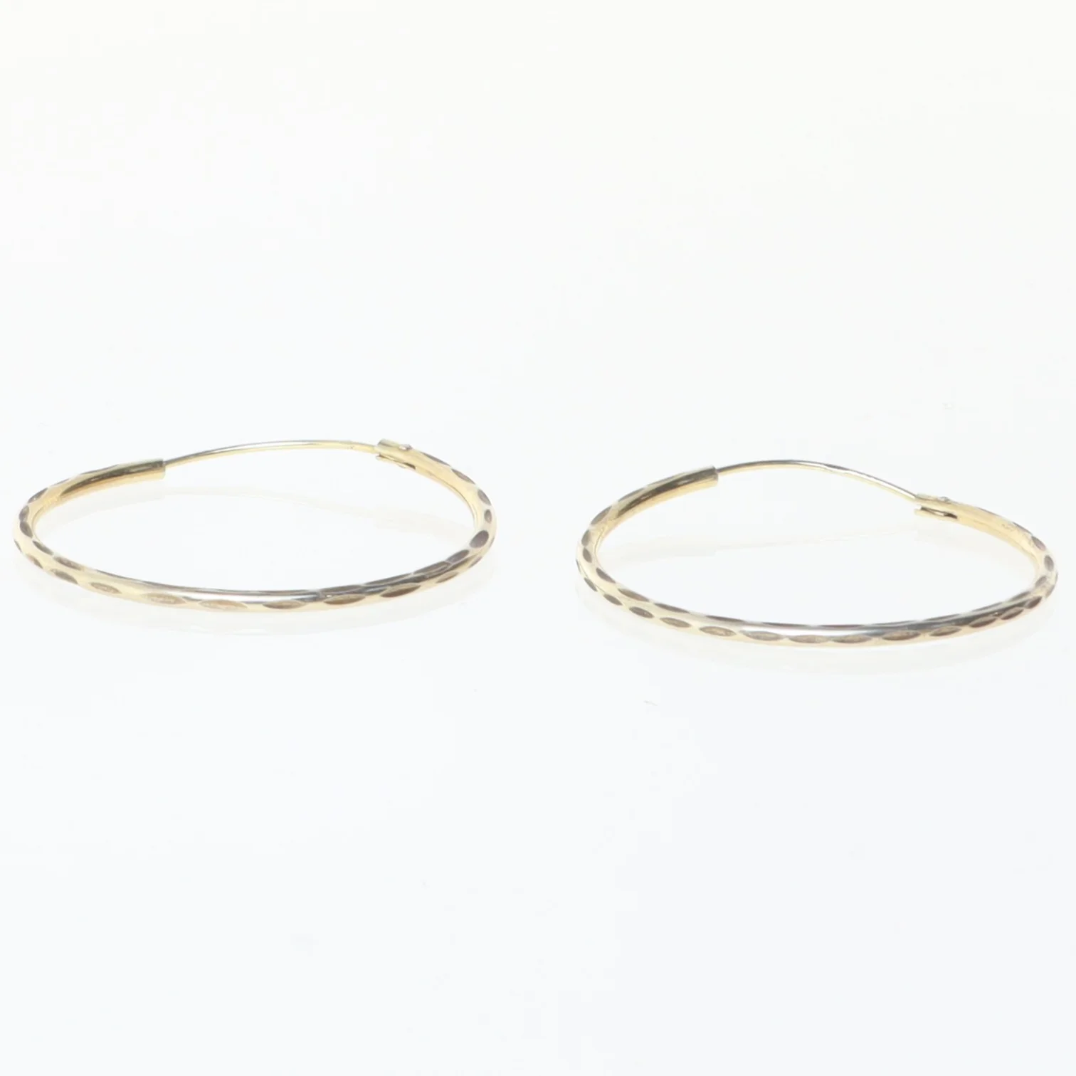 Guldstøbte hoops øreringe (str. Ø 3 cm)