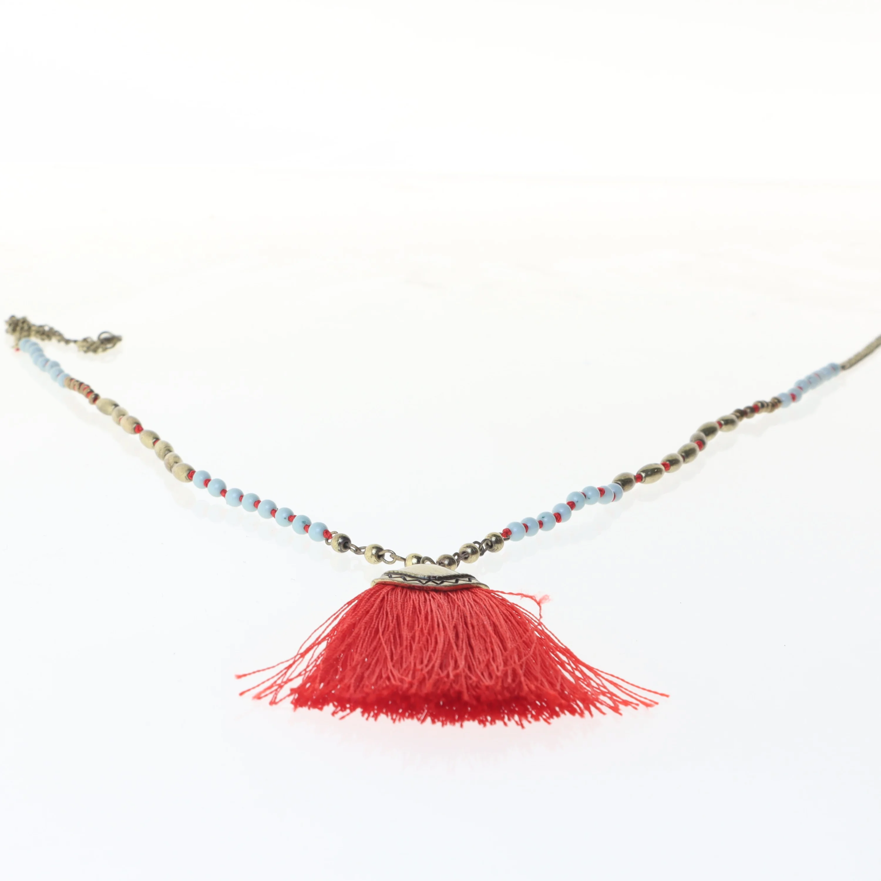 Halskæde med kvast (str. 74 cm)