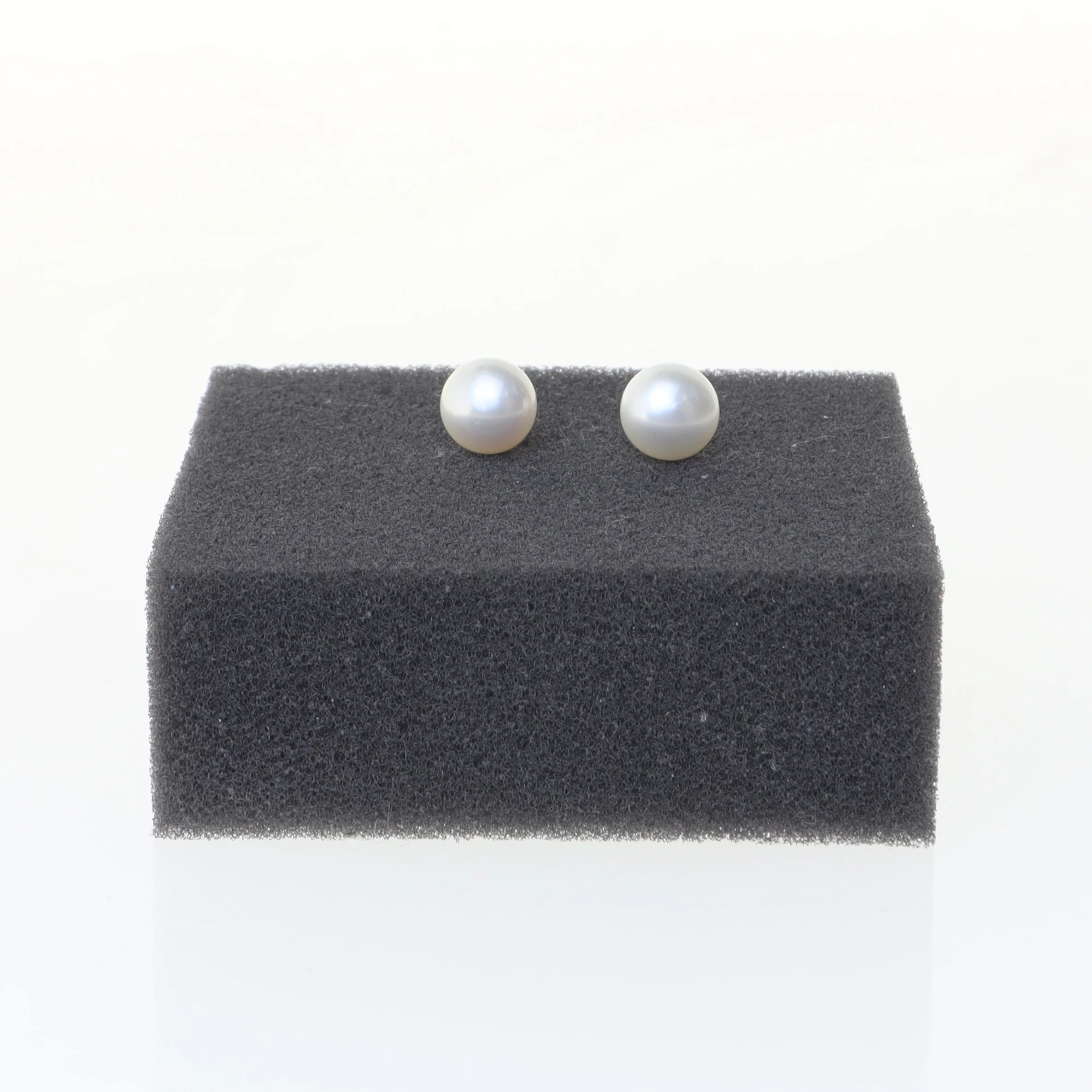 Perleørestikker (str. 1,5 cm)