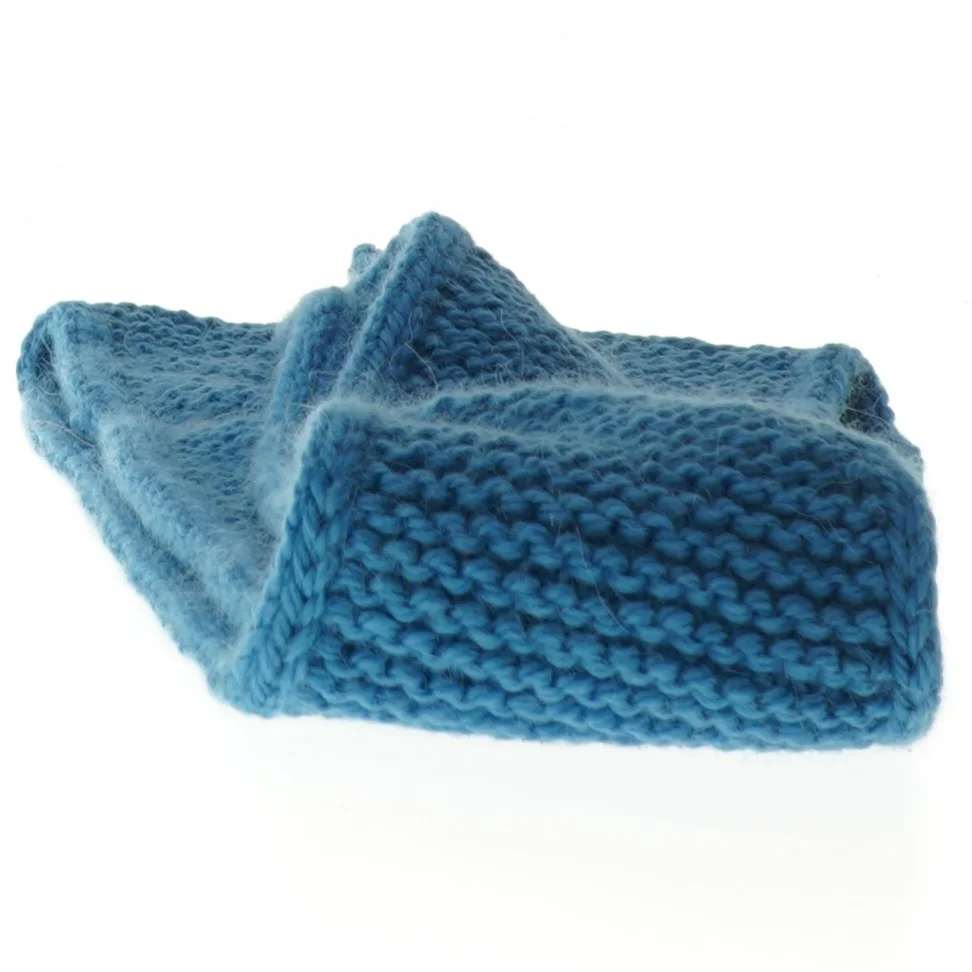 Blåt strikket tørklæde (str. 108x16 cm)