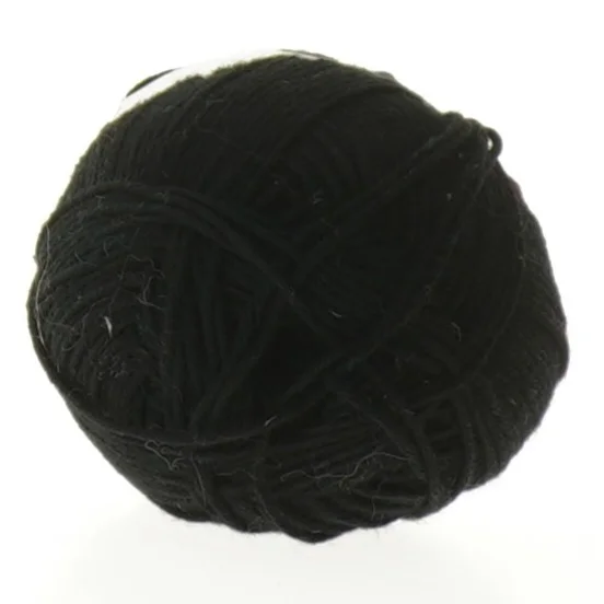 Sort bomuldsgarn fra Drops (str. 160 m 3 mm)