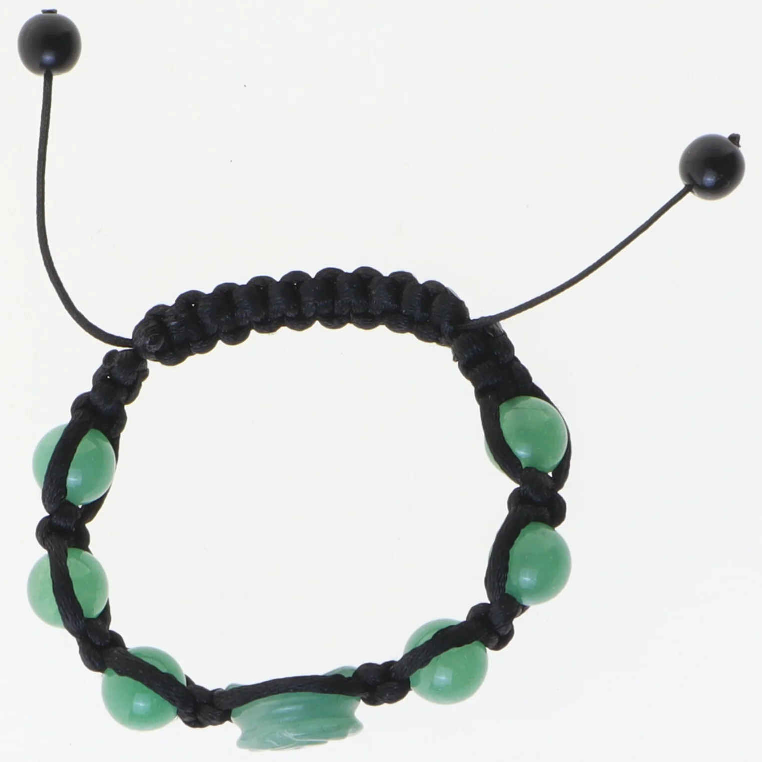 Armbånd med grønne jade sten (str. Ø 6 cm)