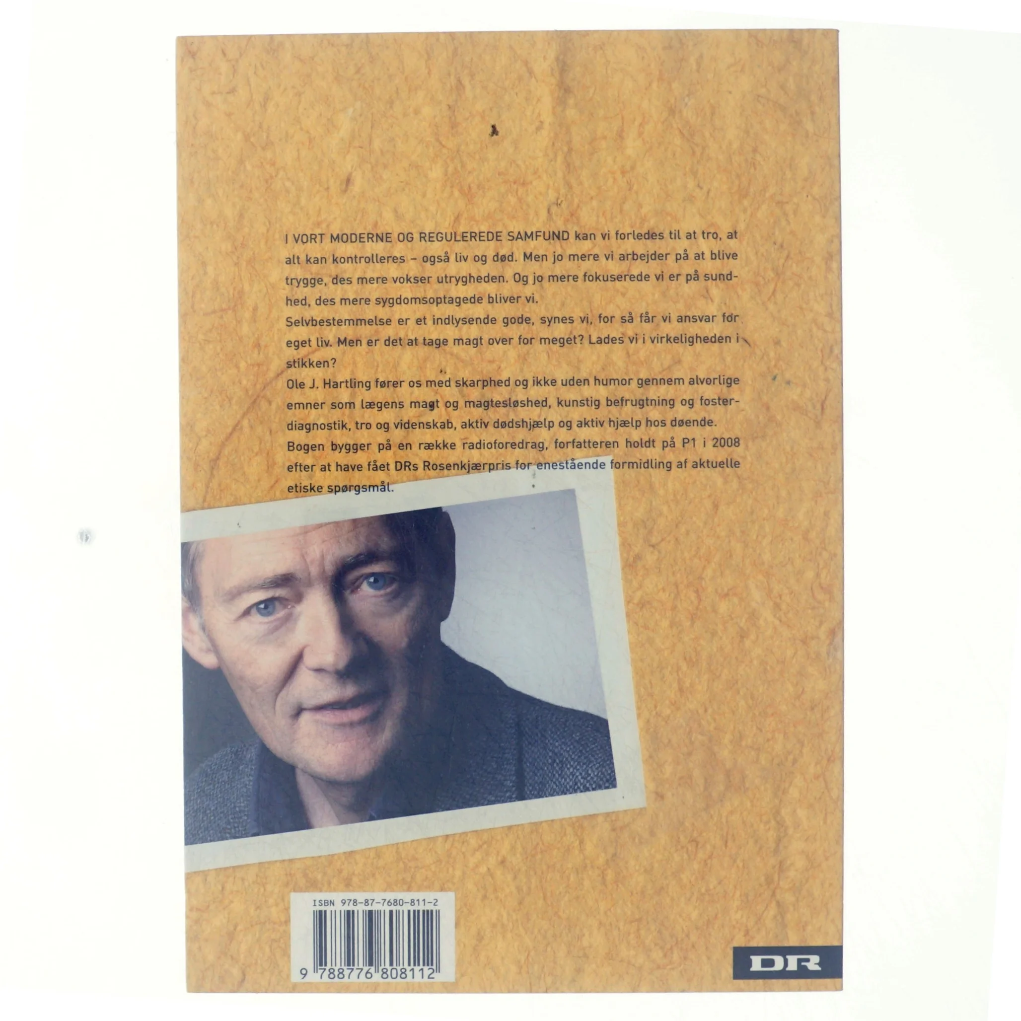 Liv og død i menneskets hænder : vores etiske udfordring af Ole J. Hartling (Bog)