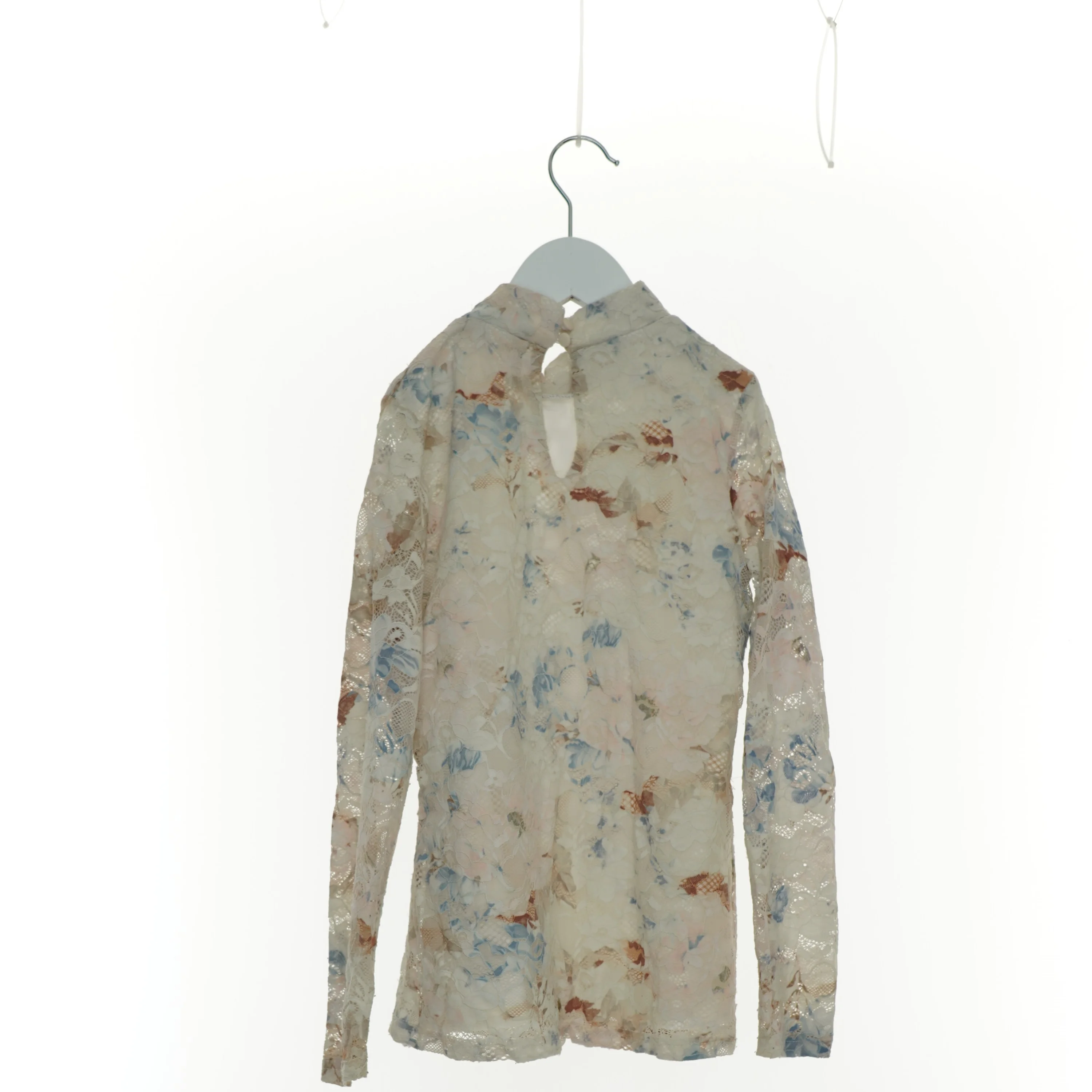 Bluse fra D-XEL (str. 140 cm)