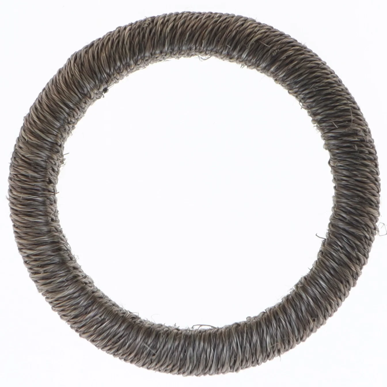 Armbånd i naturbast (str. Ø 8 cm)