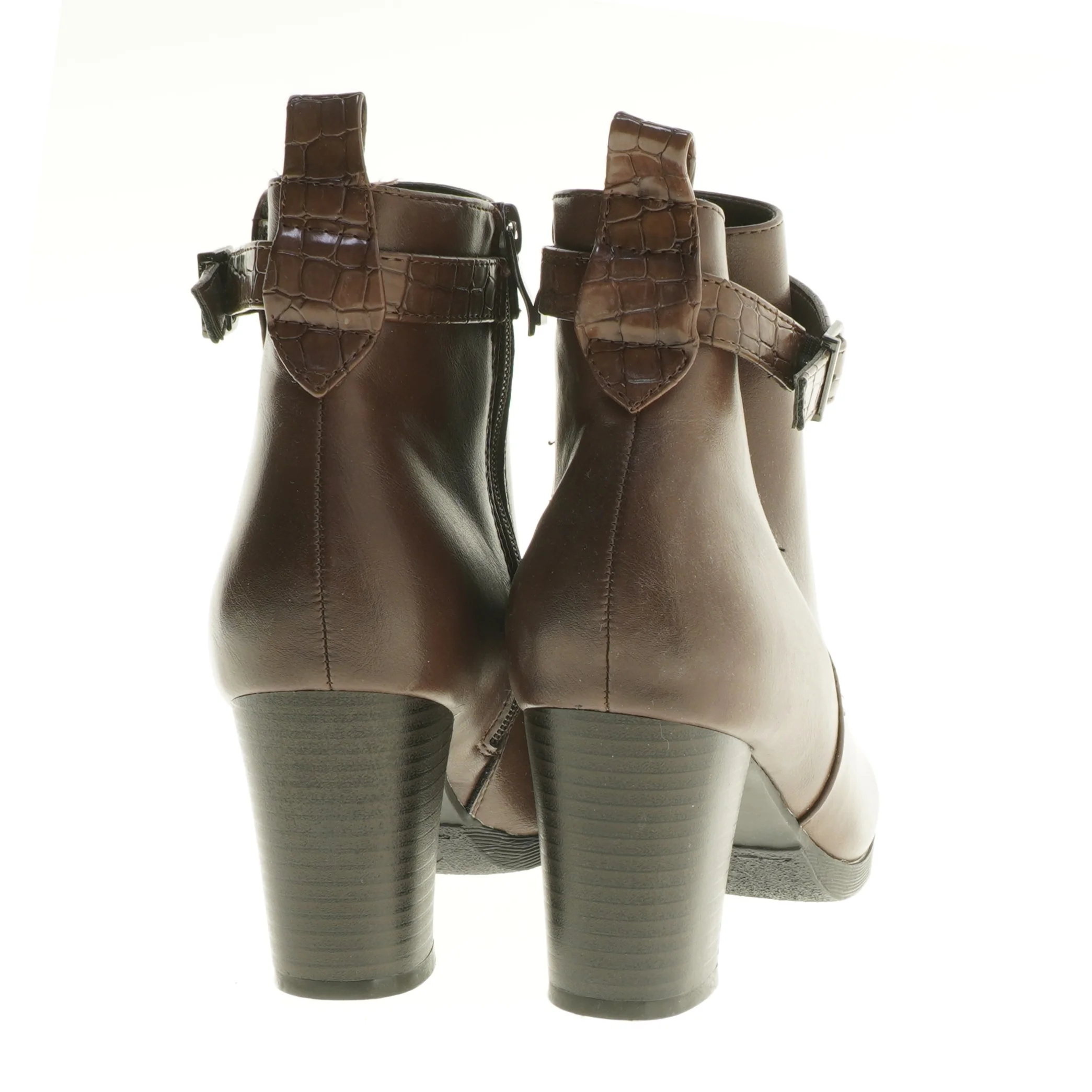 Brune støvletter med remmen fra Graceland (str. 39 )