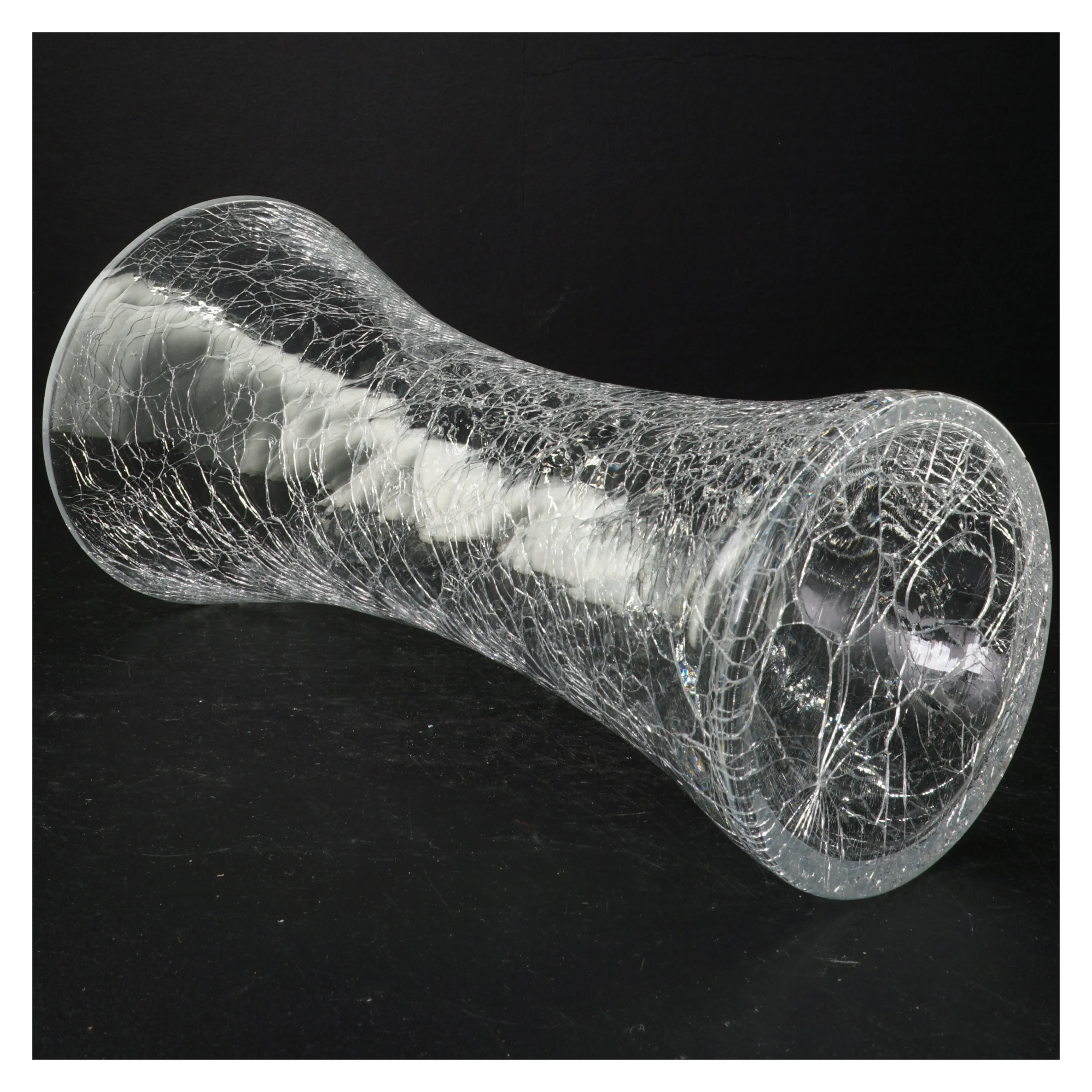 Krakeleret glasvase (str. 30 x 15 cm)