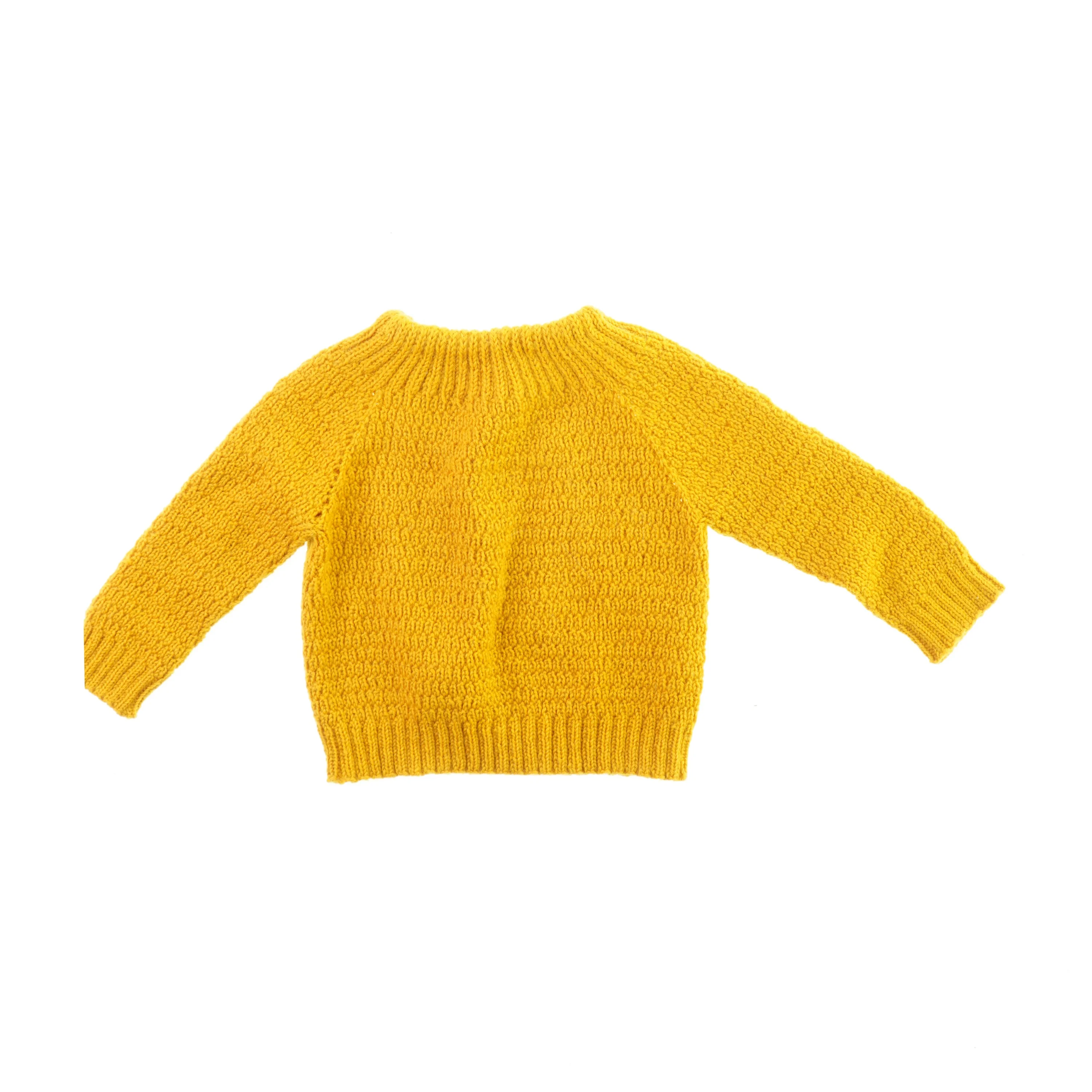 Hjemmestrikket sweater (str. 30 x 33 cm)