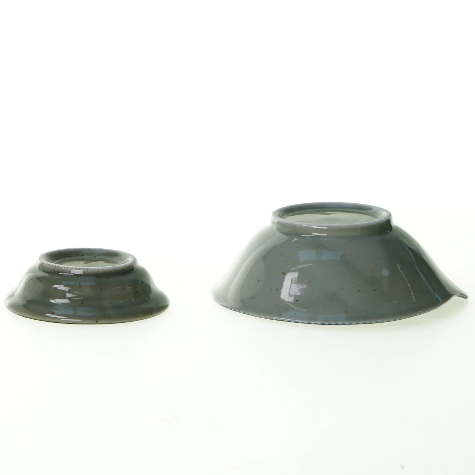 Skåle (str. 12 x 4 cm og 9 x 2 cm)