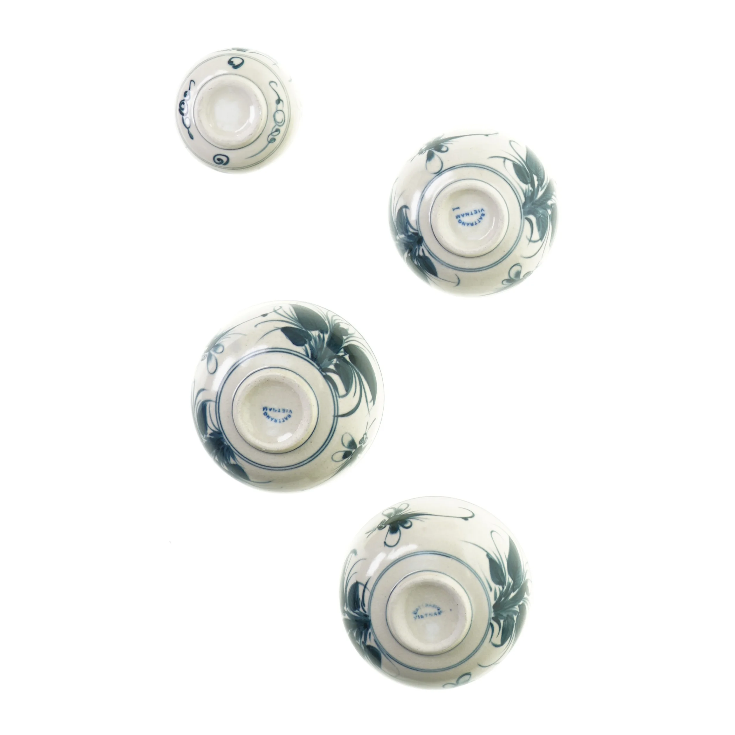 Skåle fra Battrang (str. 12 x 5 cm, 11 x 5 cm, 7 x 7 cm)