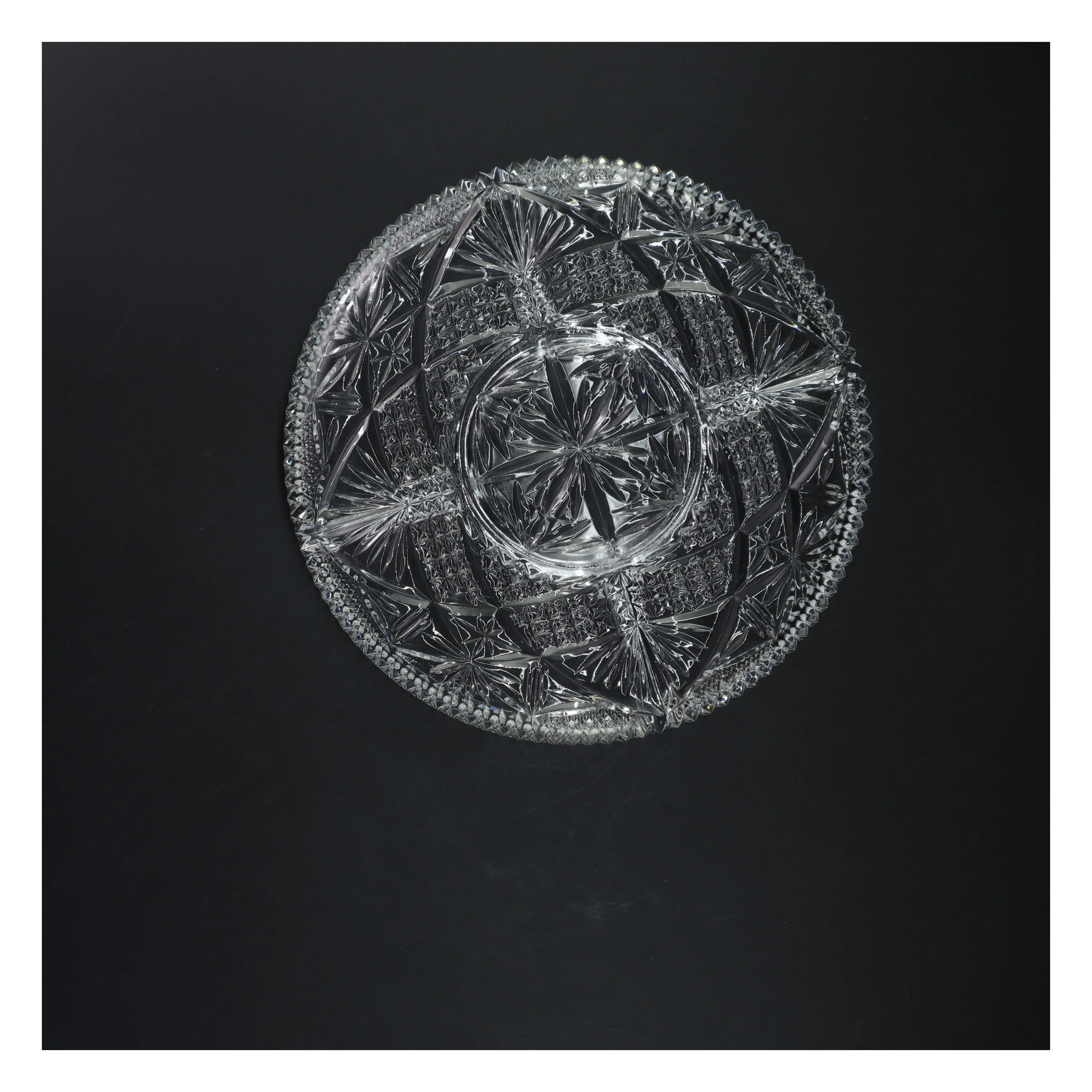 Glas fad (str. Ø 24 cm)