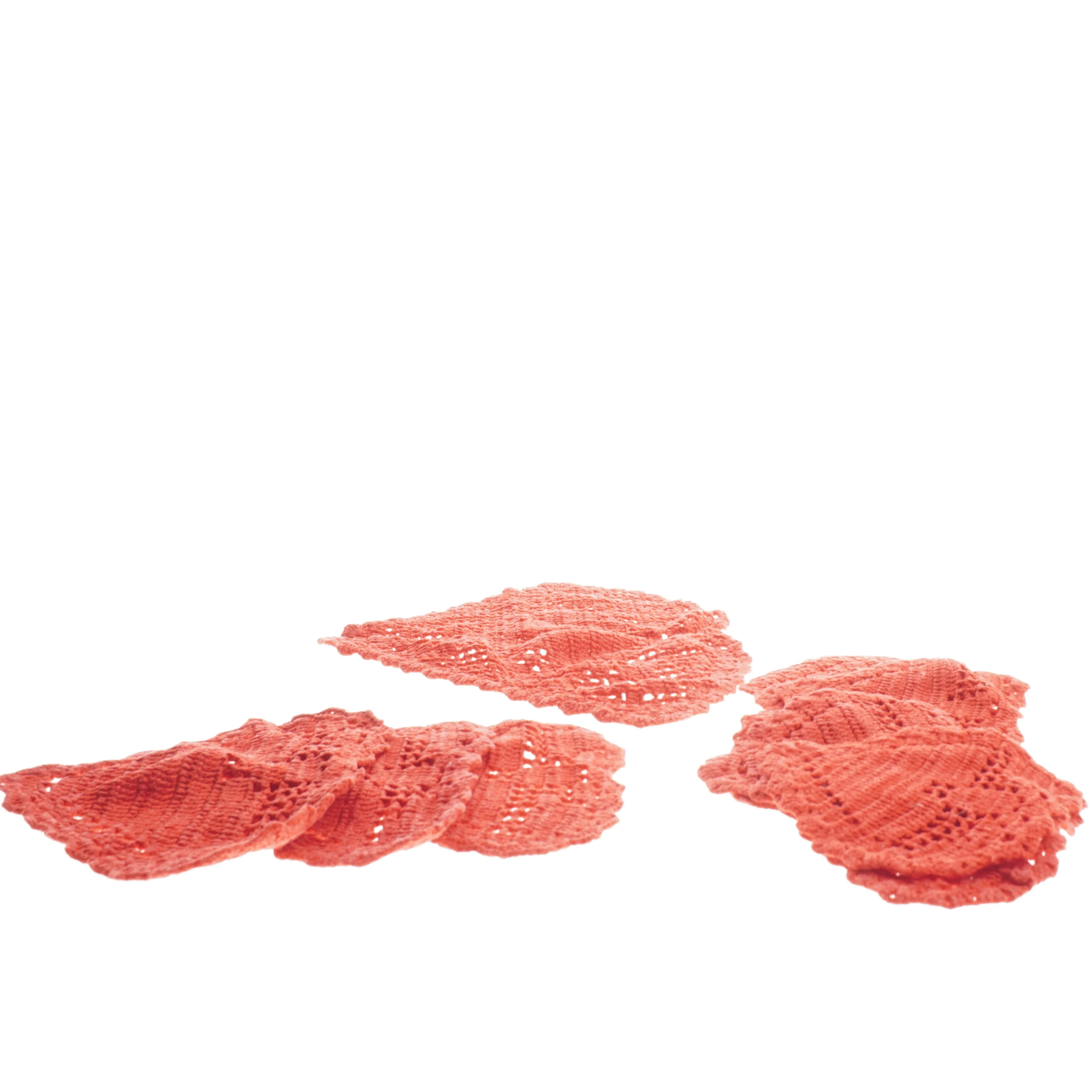 Hæklede hjerteformede dækkeservietter (str. 15 cm og 18 cm og 32 cm)