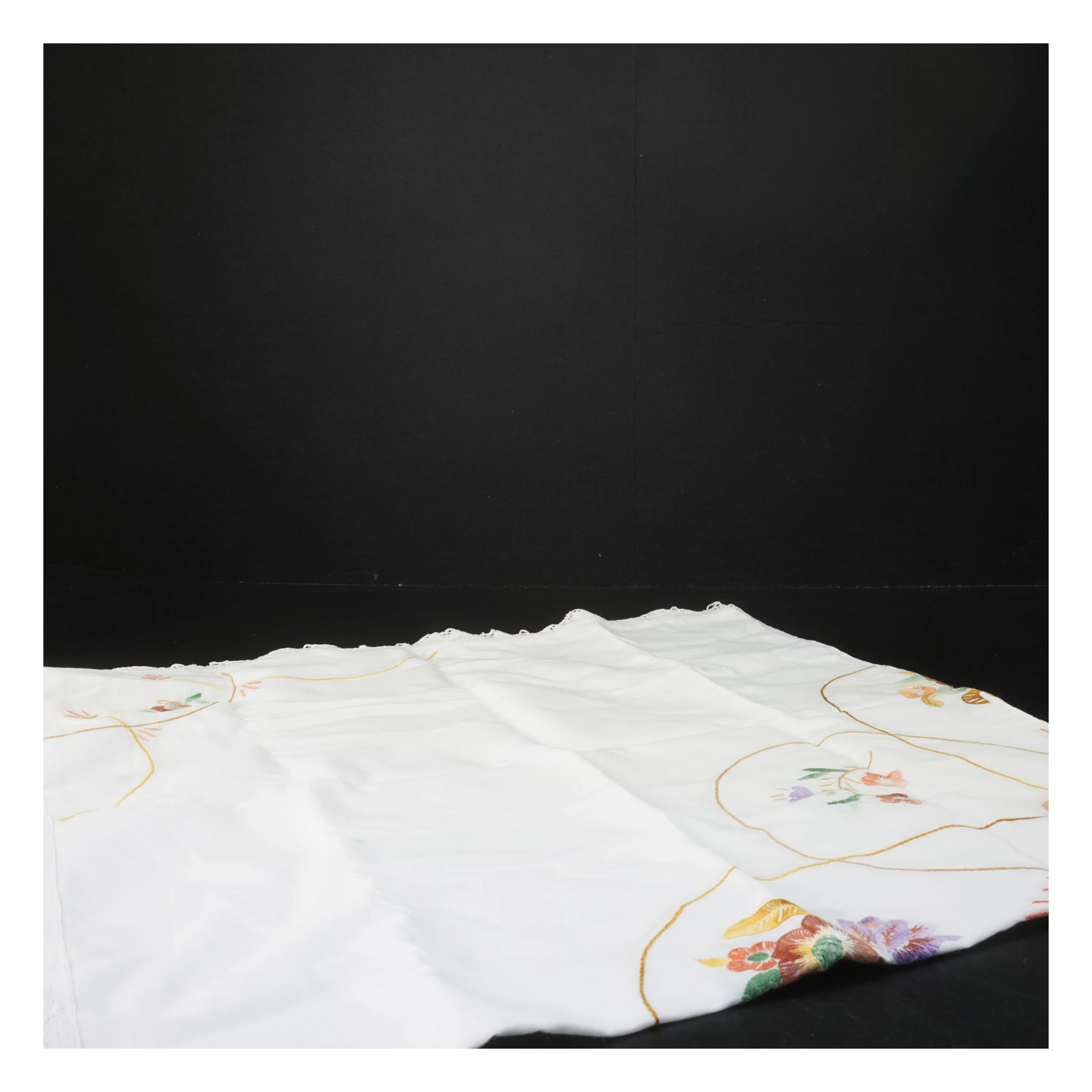 broderet dug 90x90 cm (str. 90x90 cm)