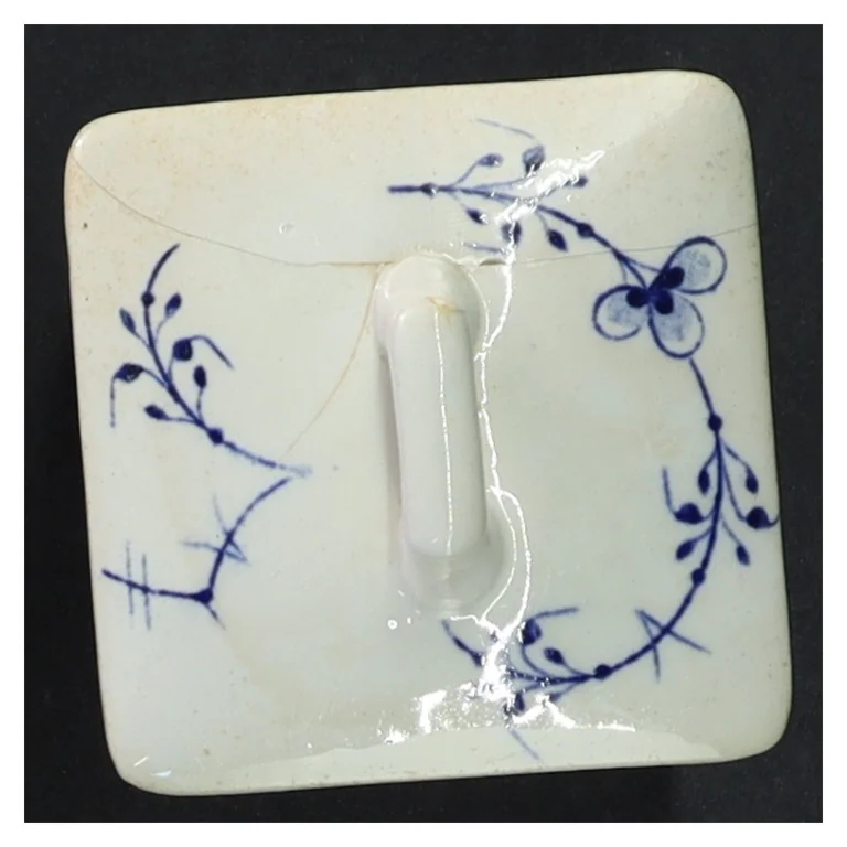 Kardemomme krukke med låg