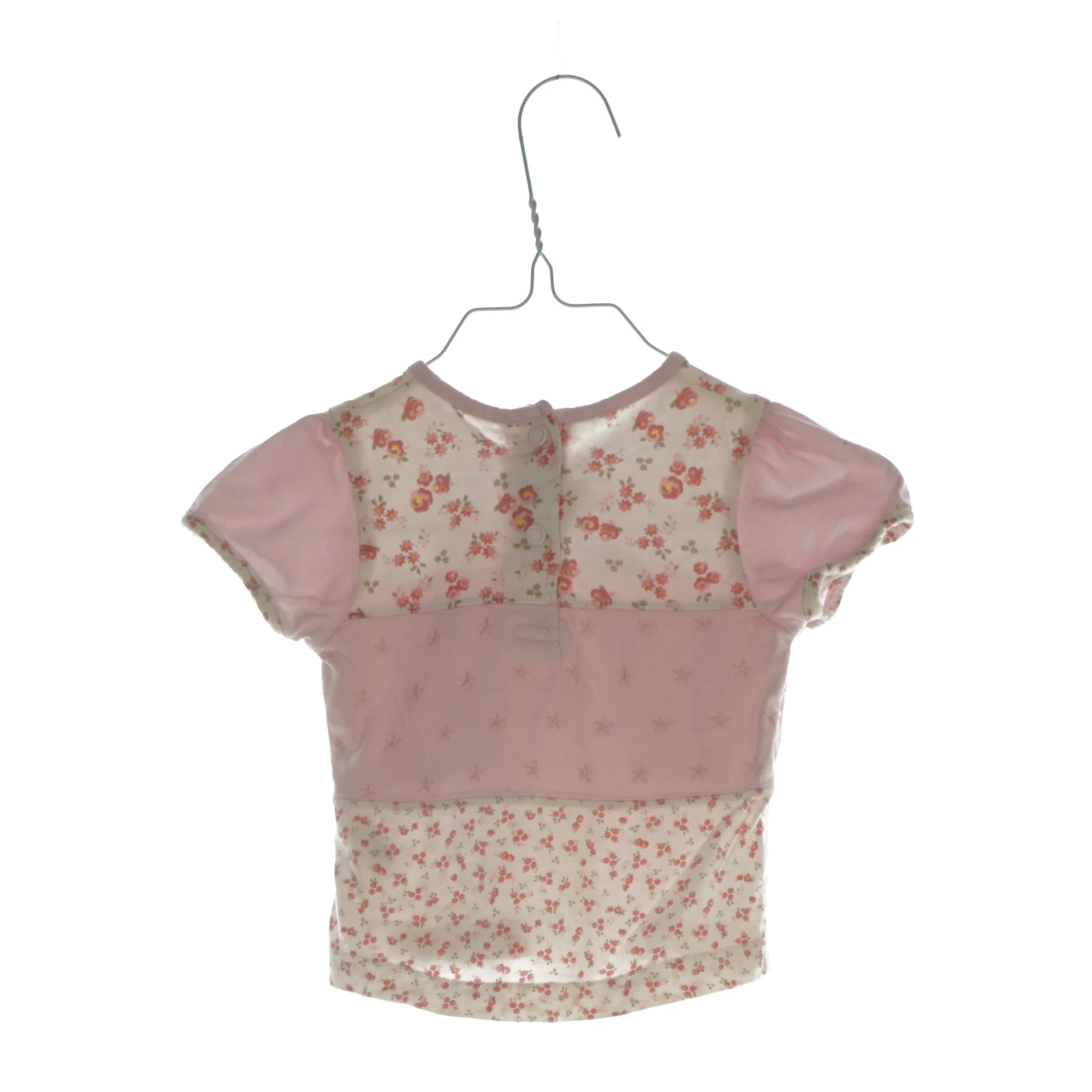 T shirt fra H&M (str. 62)