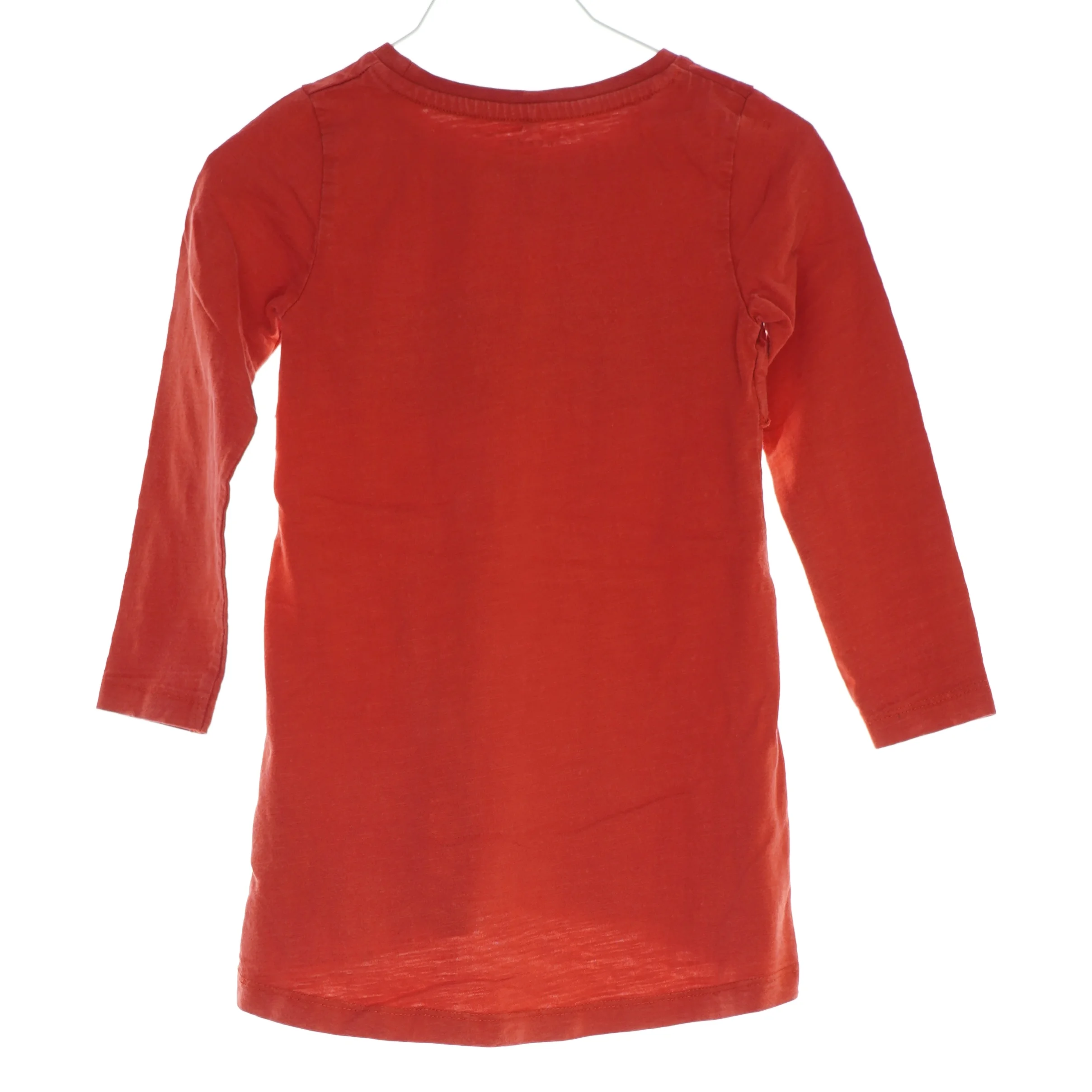 Kjole fra Name it (str. 104)