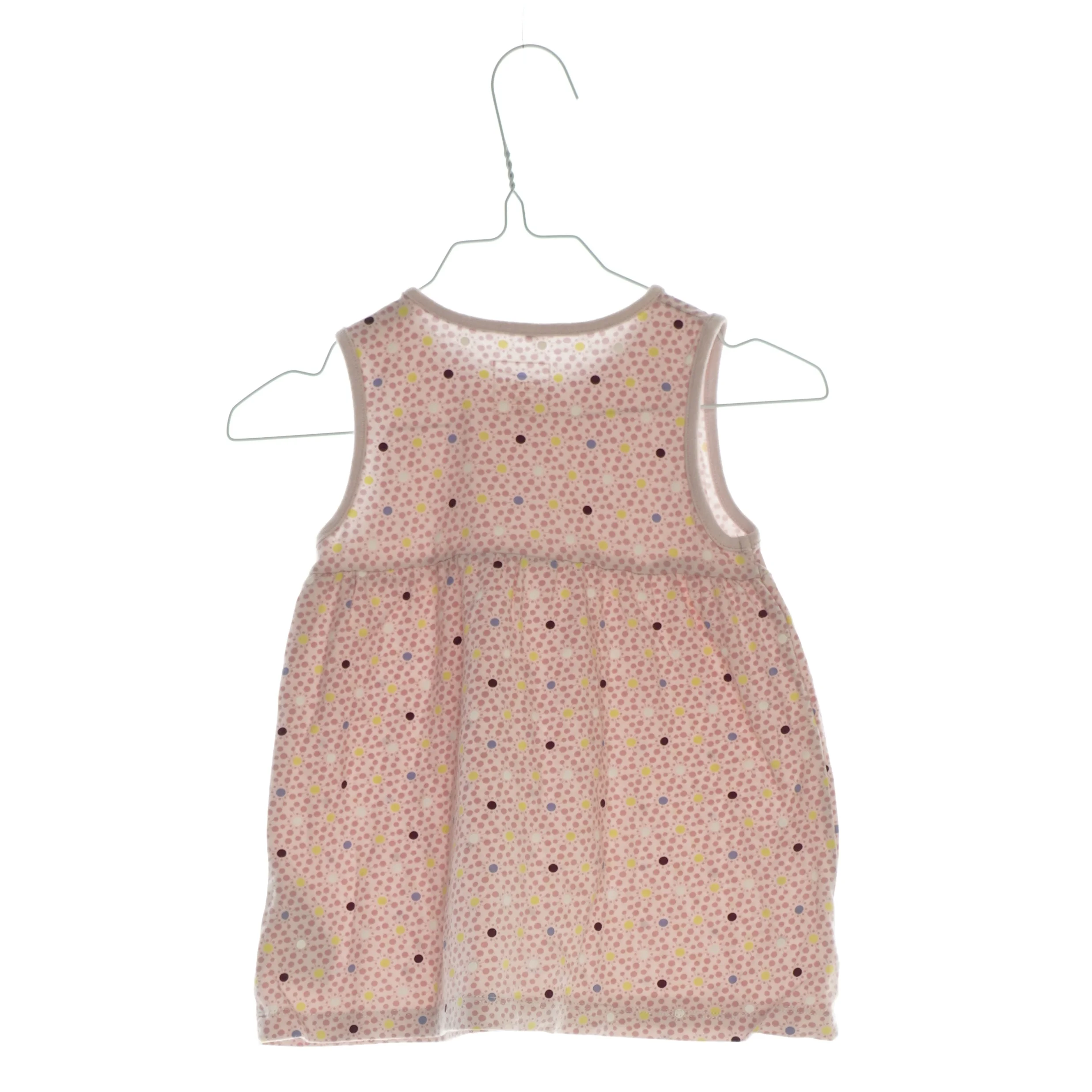 Kjole fra Name it (str. 74)