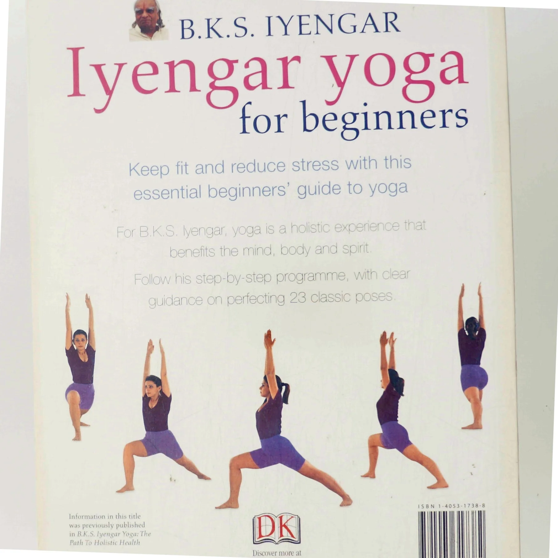 Iyengar yoga for beginners : an introduction to the classic poses af B. K. S. Iyengar (f. 1918) (Bog)
