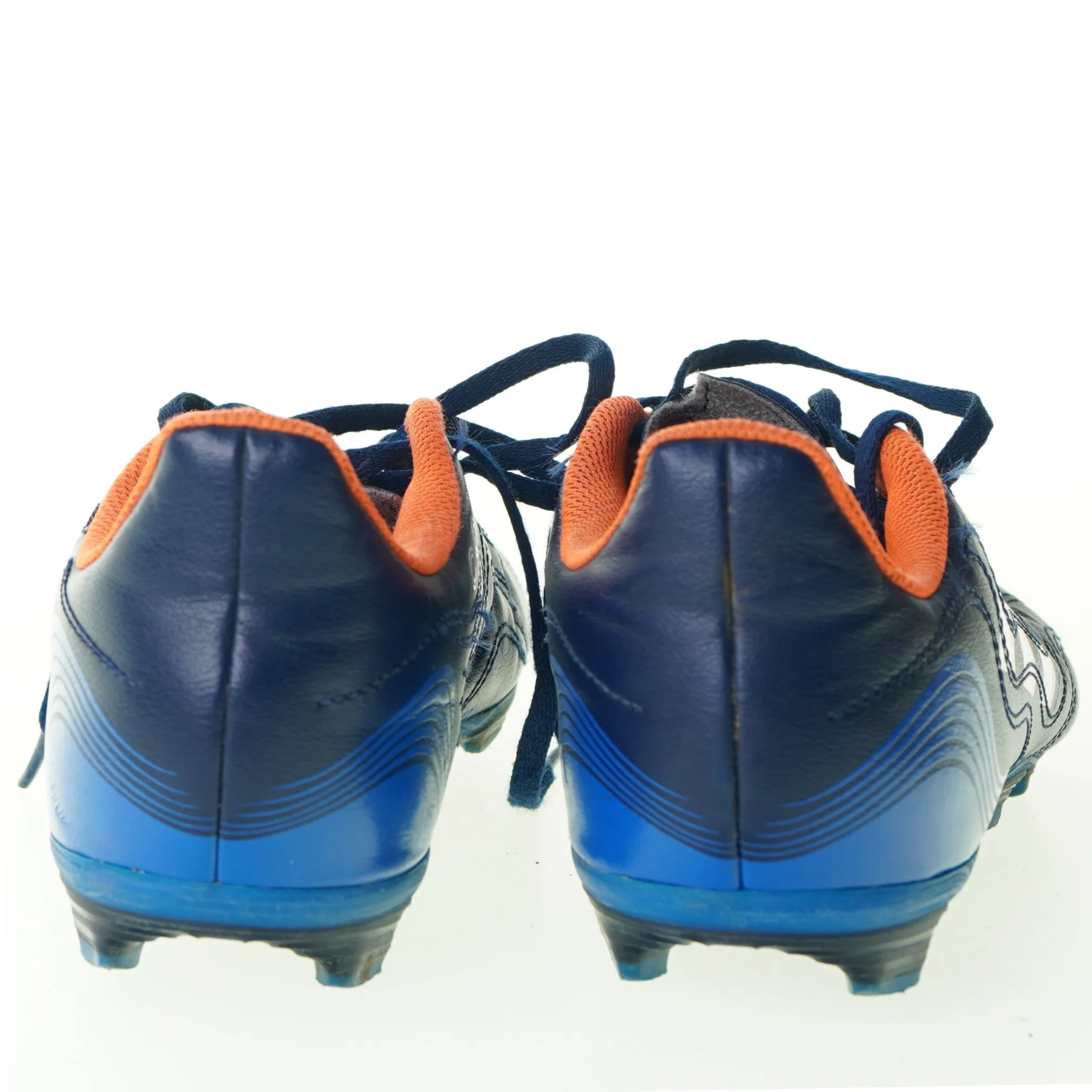 Fodboldstøvler fra Adidas (str. 25 cm)