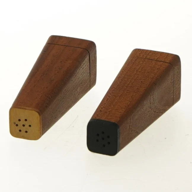 Salt- og pebersæt i teak træ (str. 7,5 cm)