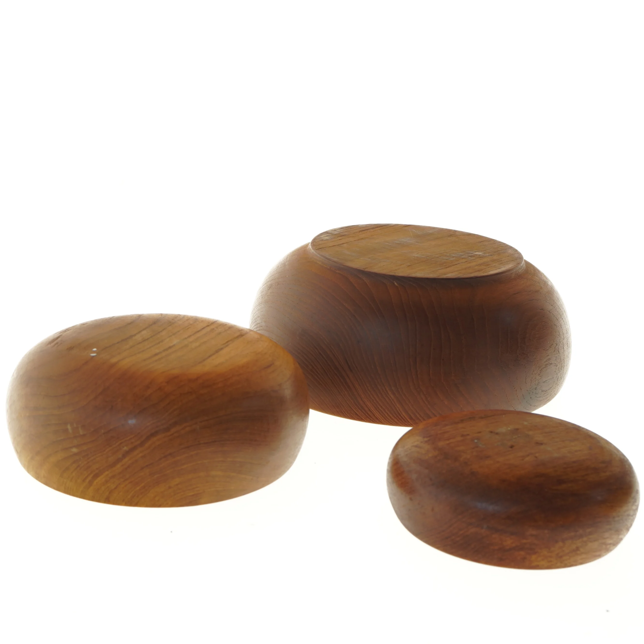 Sæt af vintage / retro skåle i teak træ (str. Ø 25x10&19x7&15x5 cm)