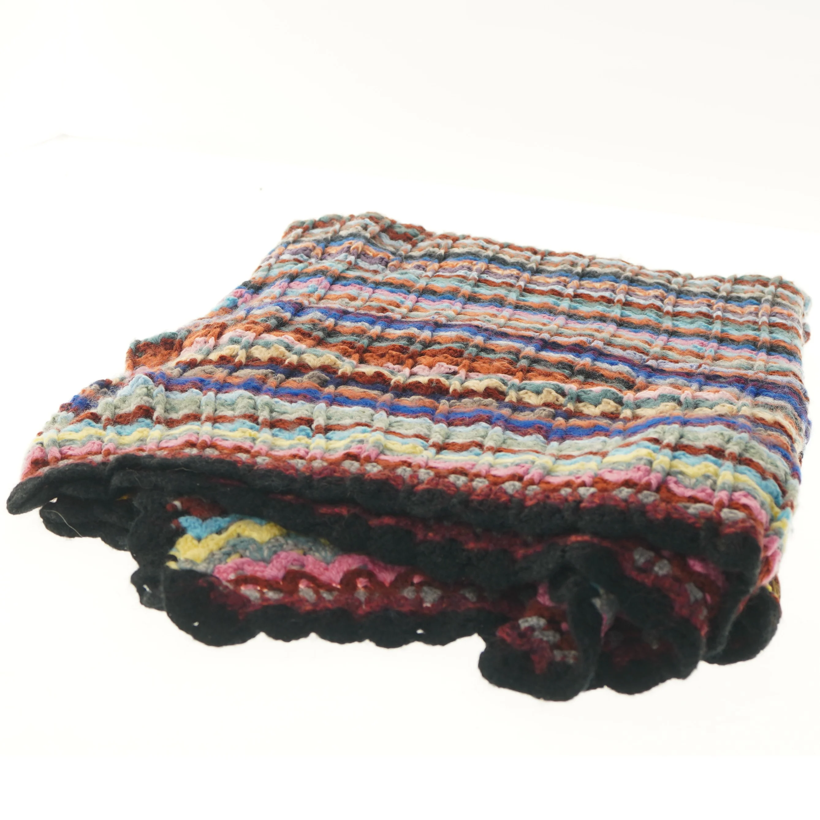 Farverigt tæppe (str. 116x120 cm)