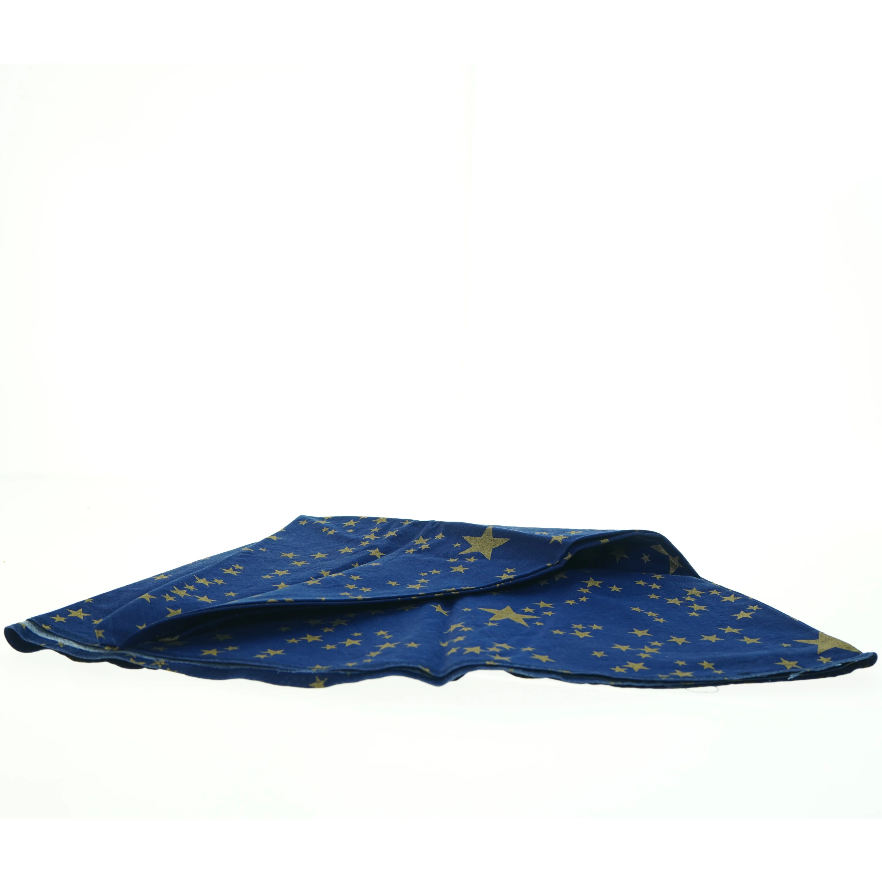 Blå dug med gyldne stjerner (str. Ø 150 cm)
