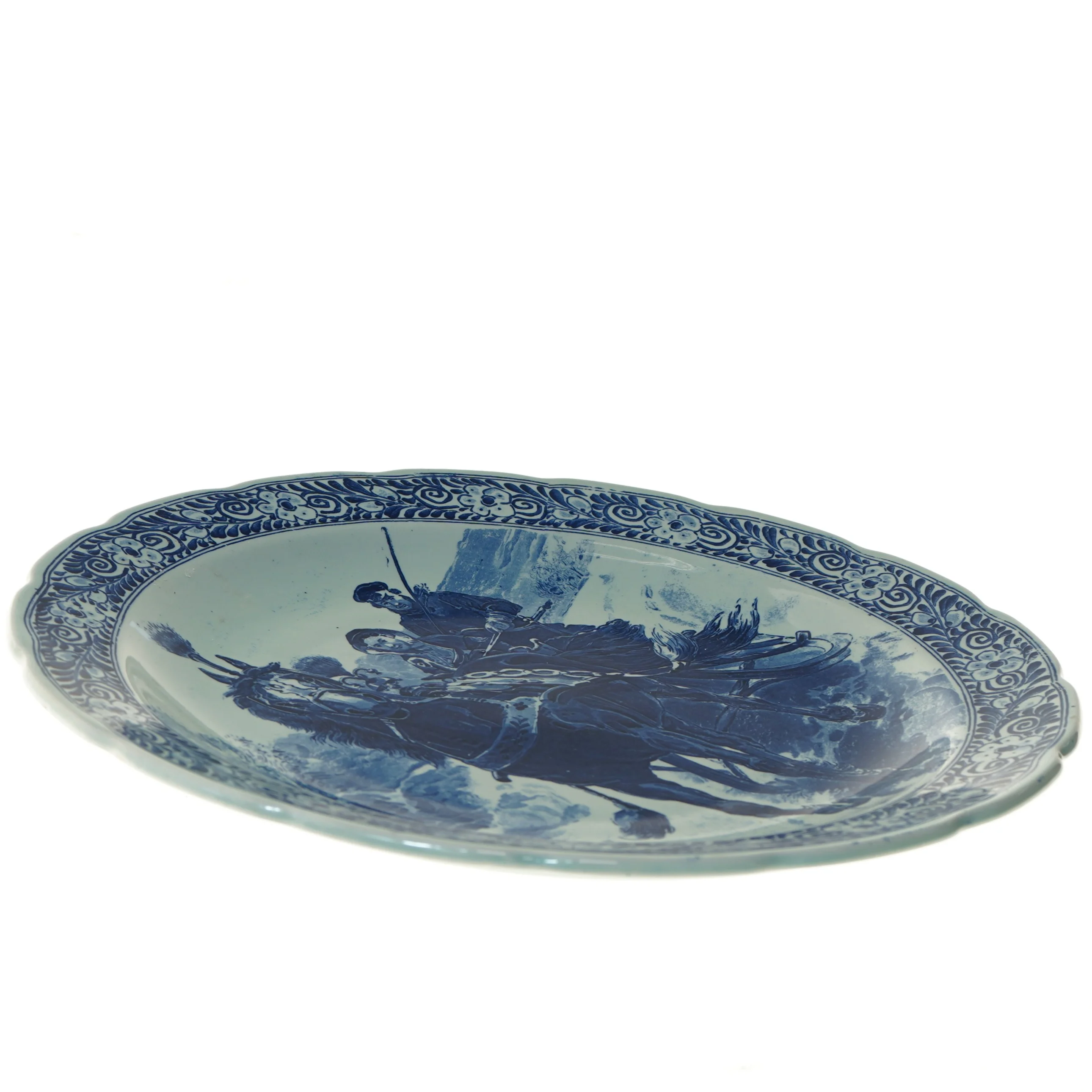 Dekorativ tallerken med blåt motiv (str. Ø 40 cm)